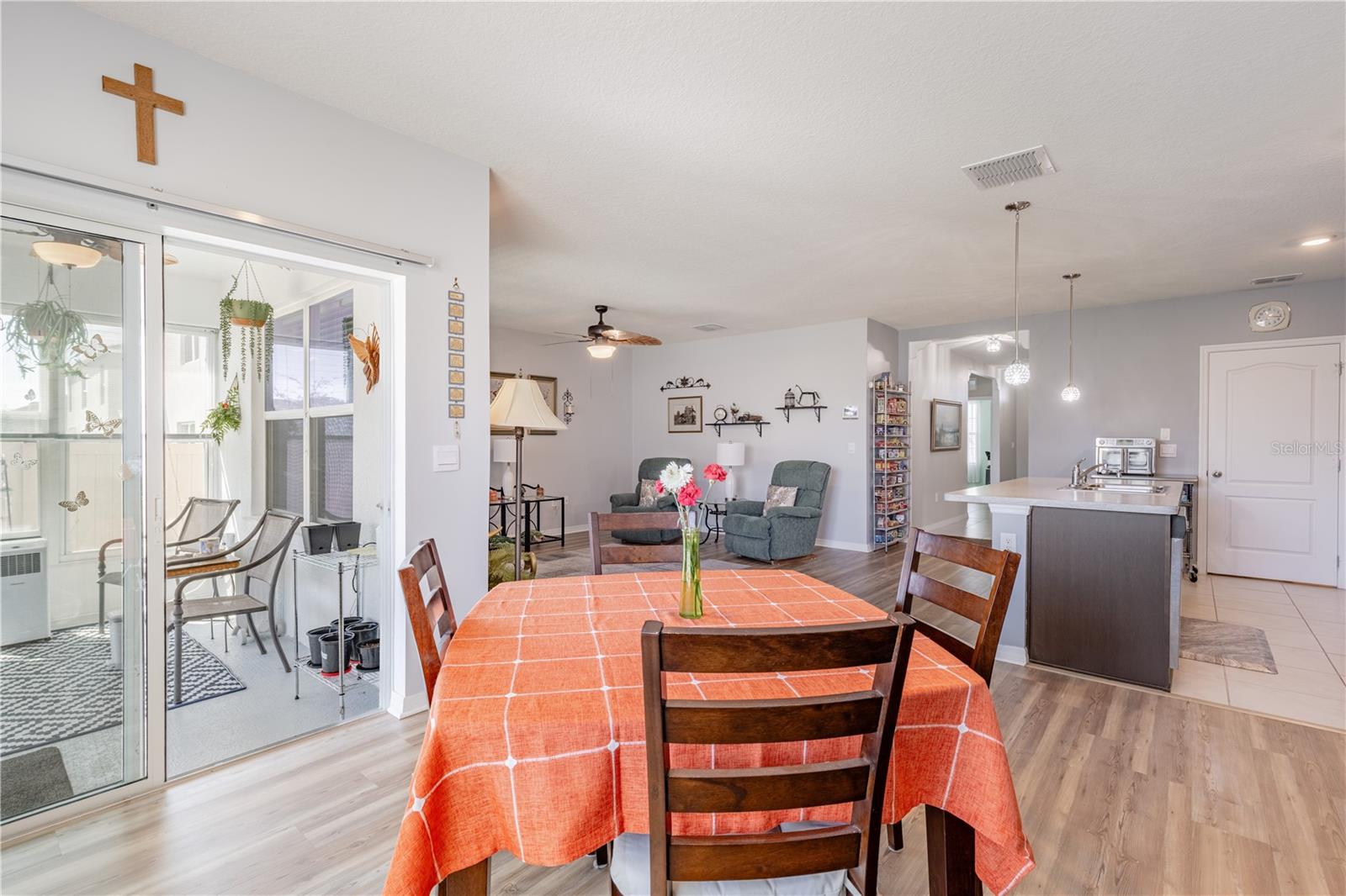 Image 11 of 40 For 1768 Henin Circle