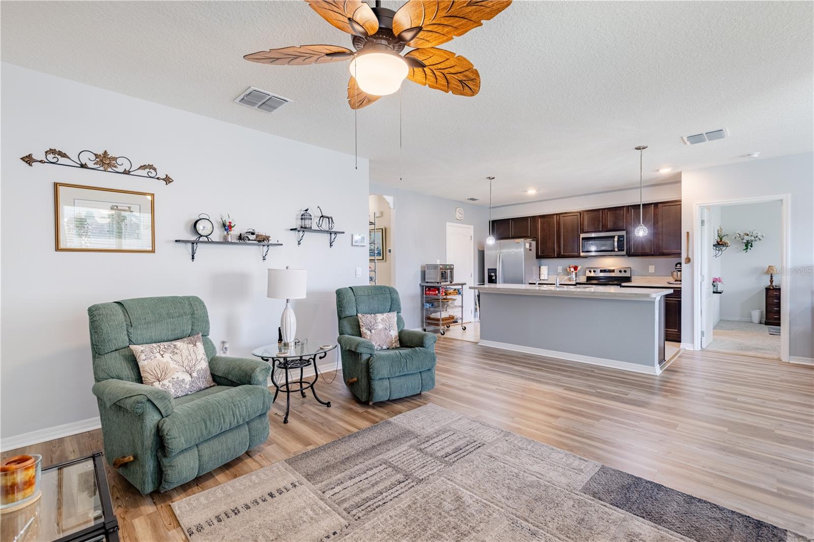 Image 14 of 40 For 1768 Henin Circle