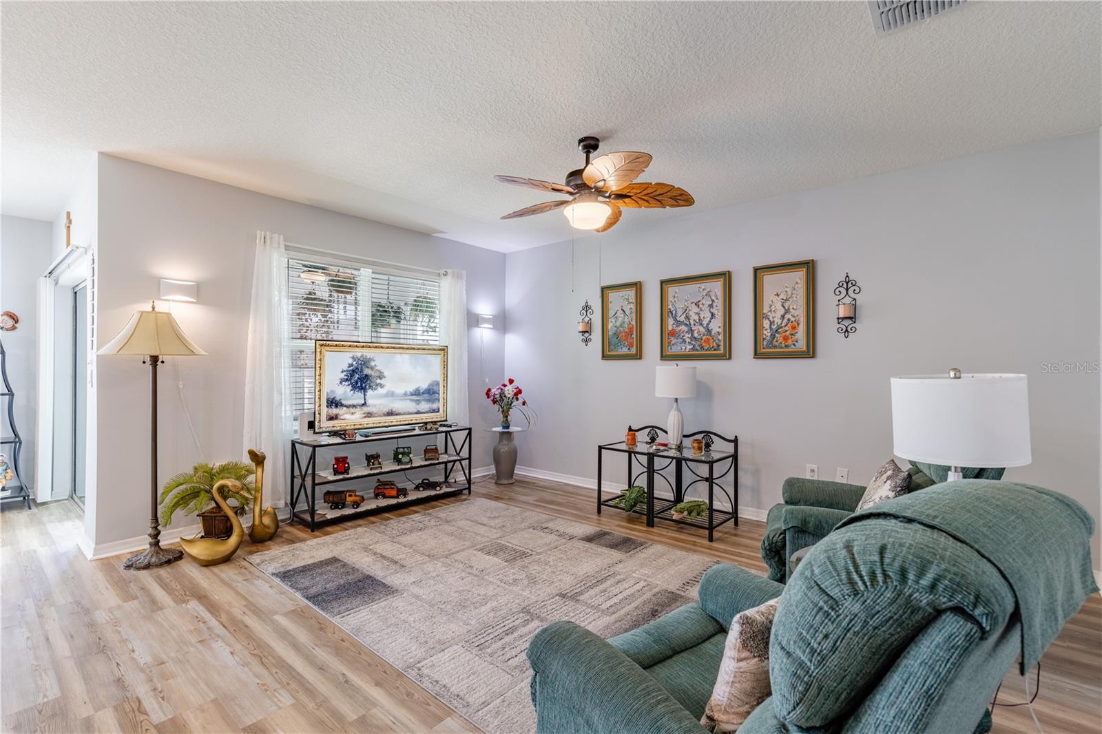 Image 16 of 40 For 1768 Henin Circle