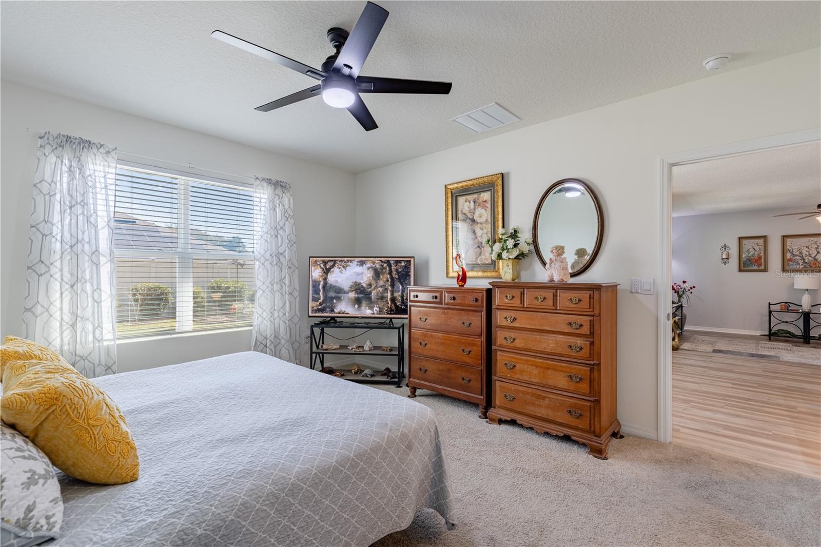 Image 19 of 40 For 1768 Henin Circle