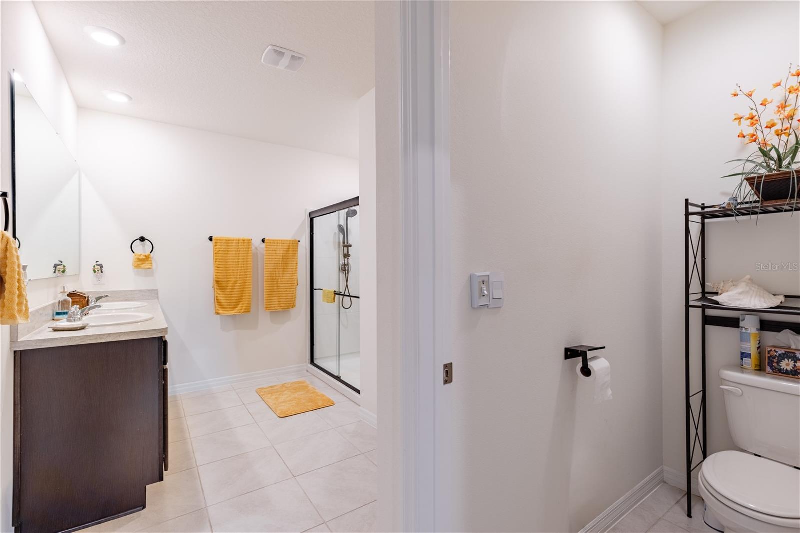 Image 22 of 40 For 1768 Henin Circle