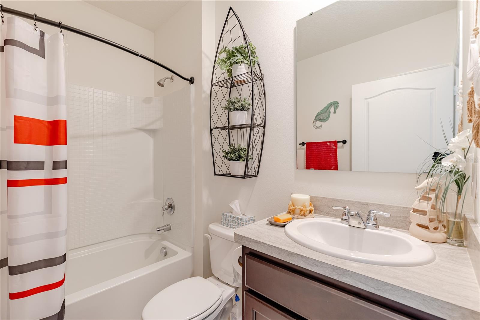 Image 28 of 40 For 1768 Henin Circle