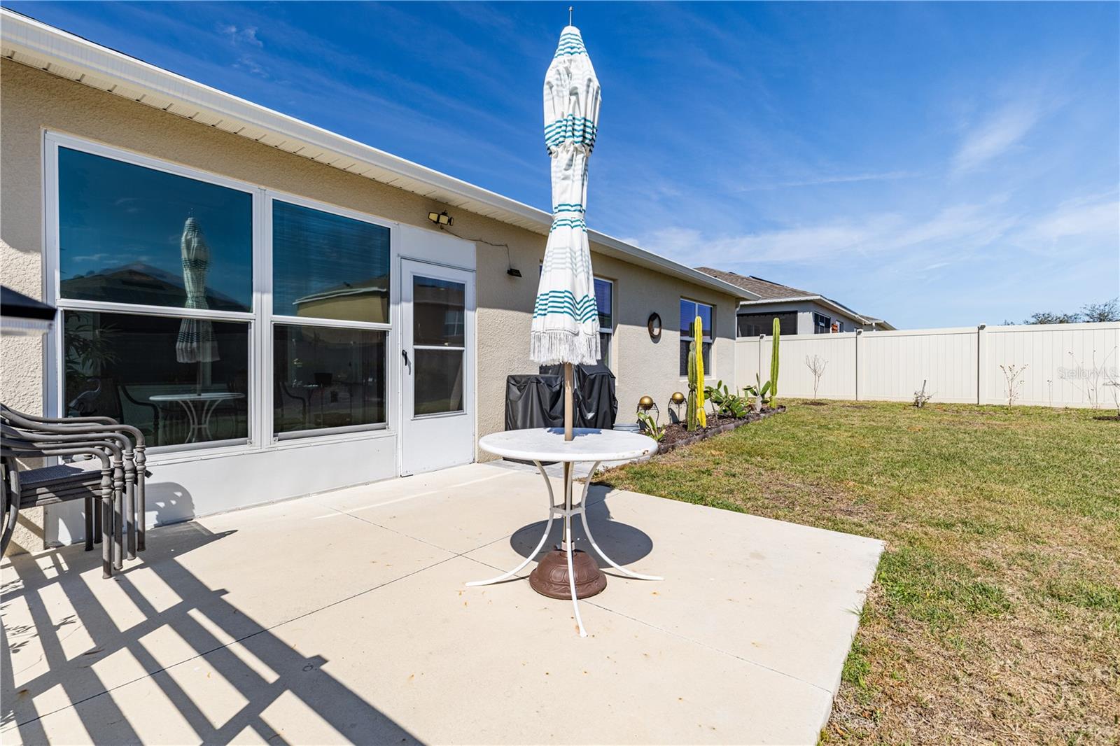 Image 34 of 40 For 1768 Henin Circle