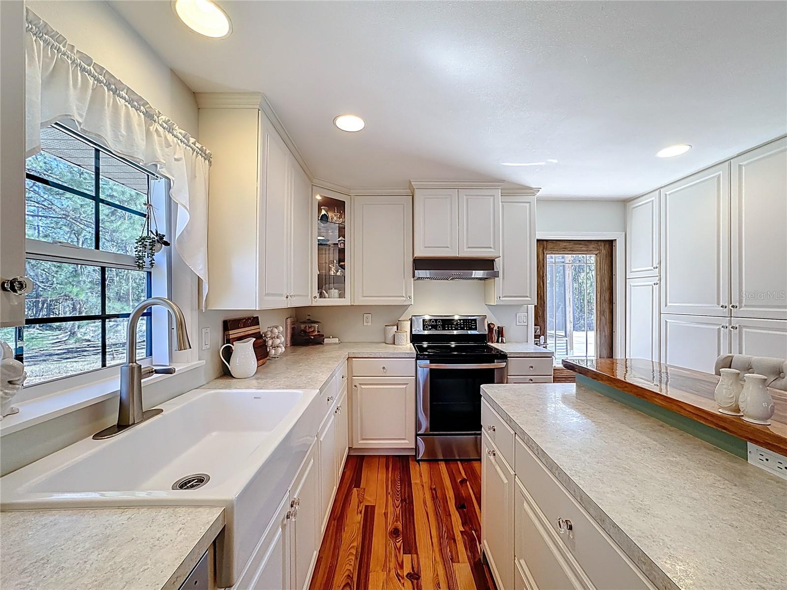 Image 19 of 43 For 4620 405th Street E