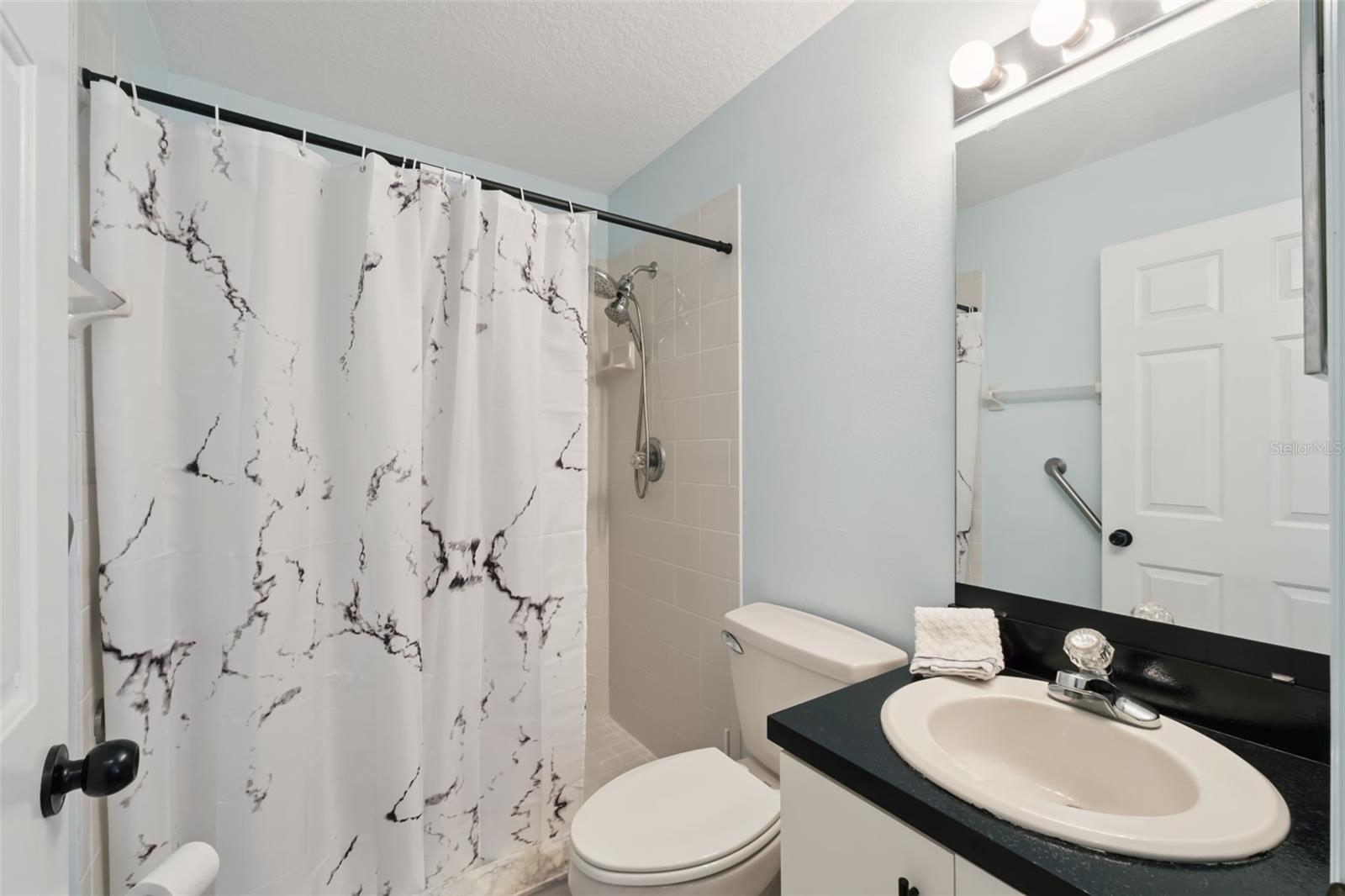 Image 12 of 45 For 1201 Doris Street