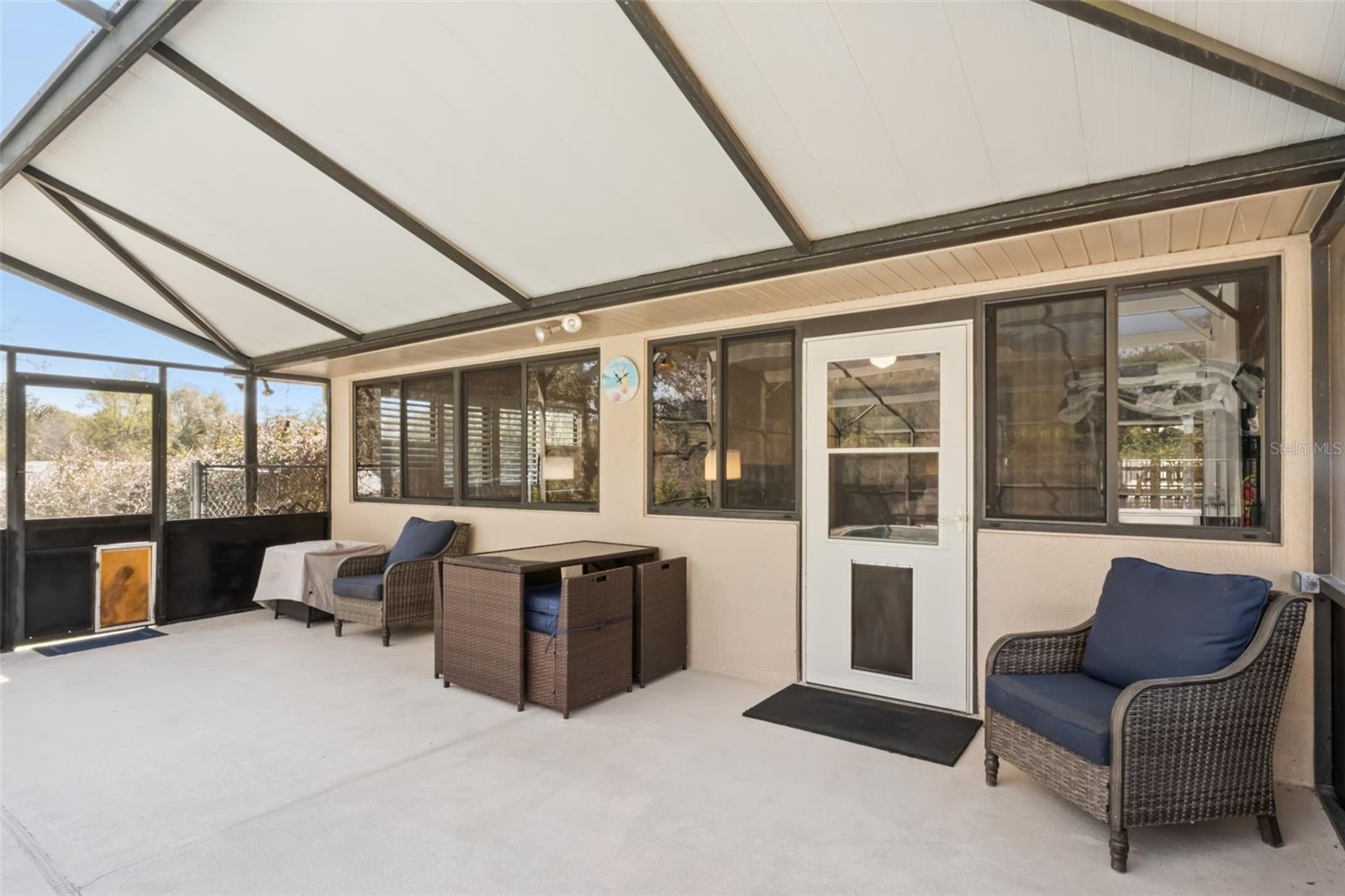 Image 3 of 45 For 1201 Doris Street