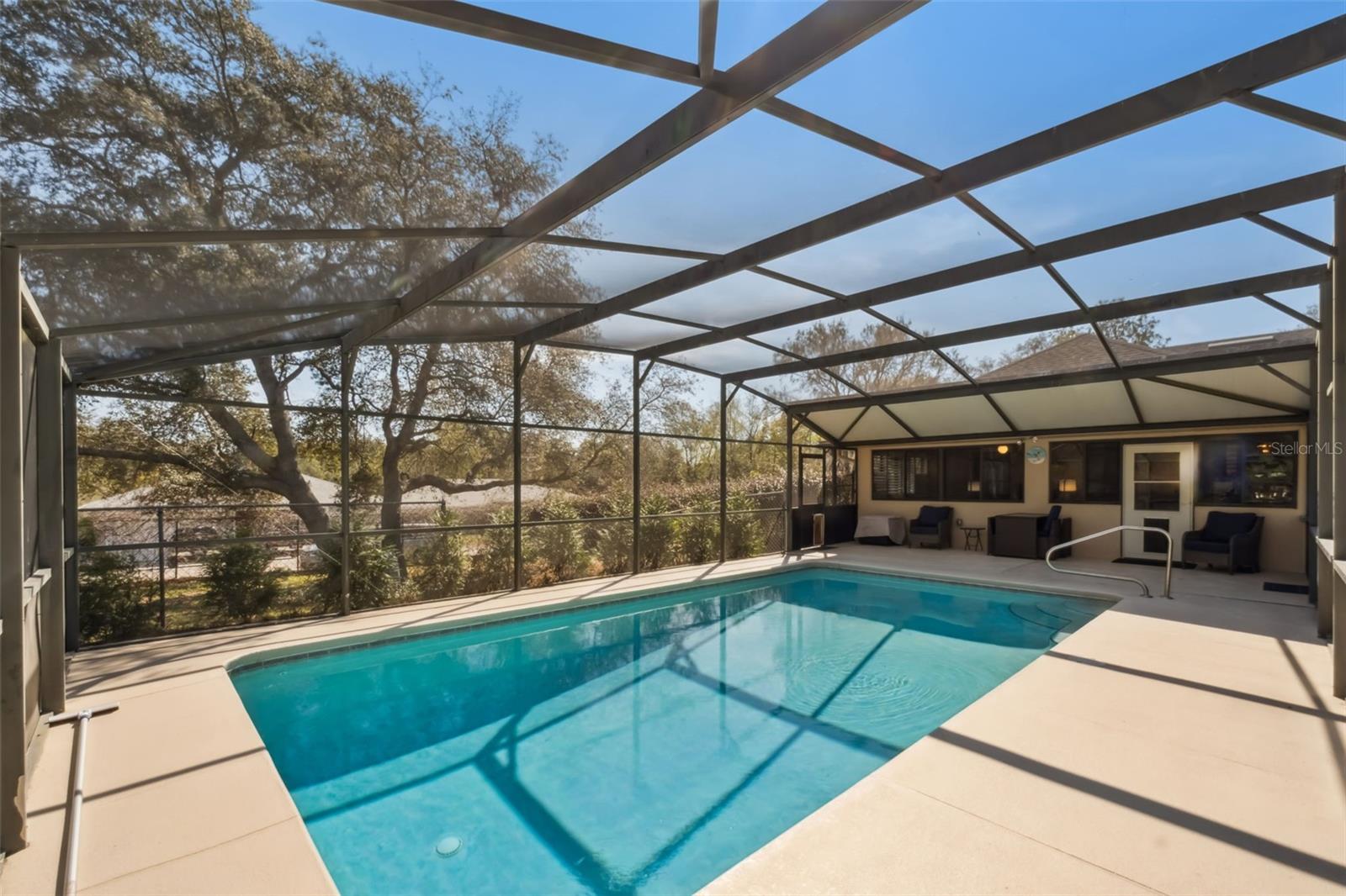 Image 30 of 45 For 1201 Doris Street