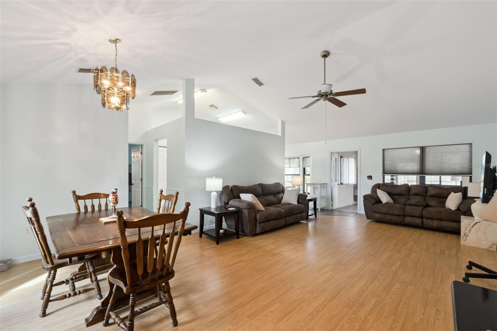 Image 5 of 45 For 1201 Doris Street