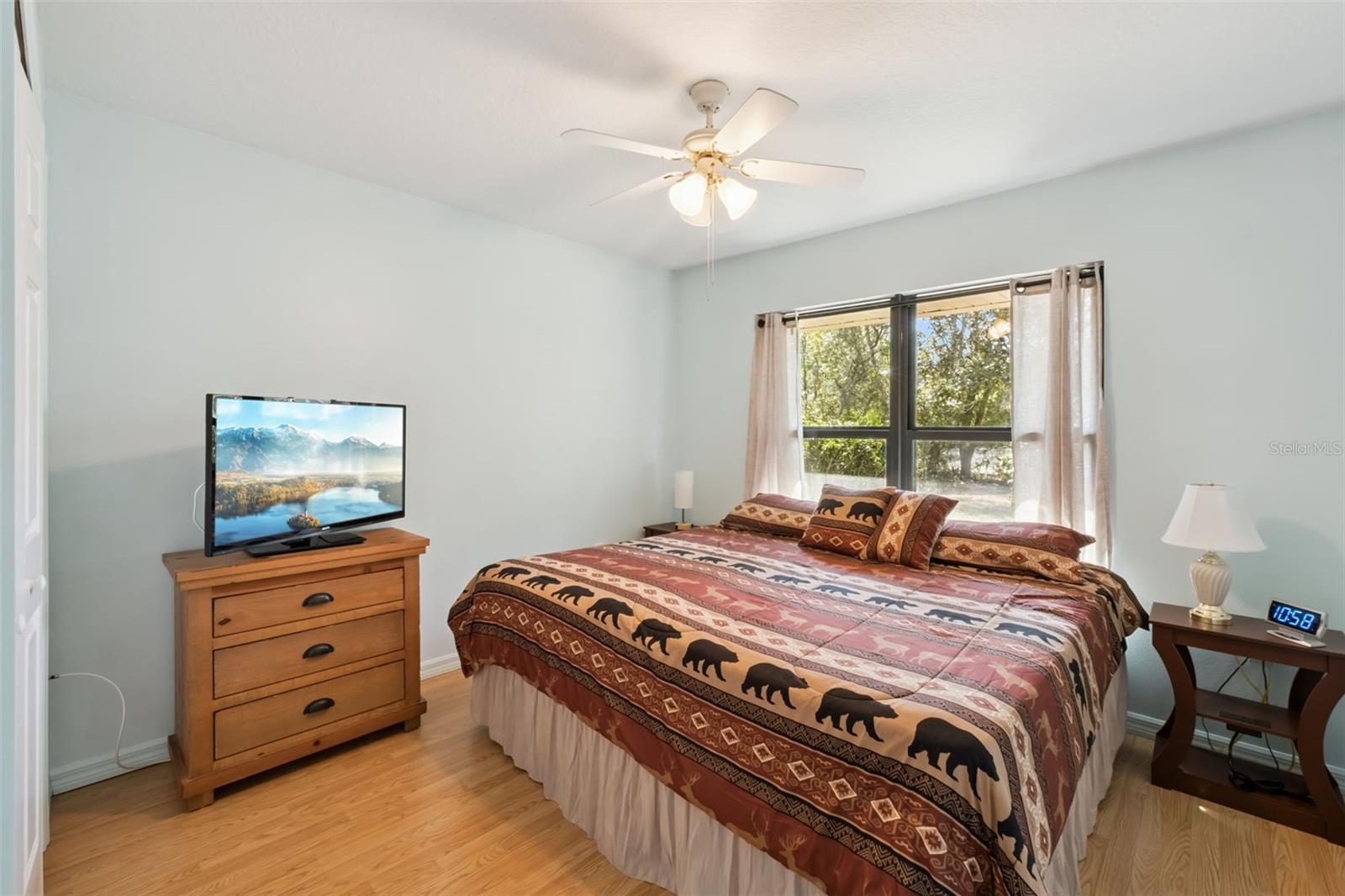 Image 9 of 45 For 1201 Doris Street