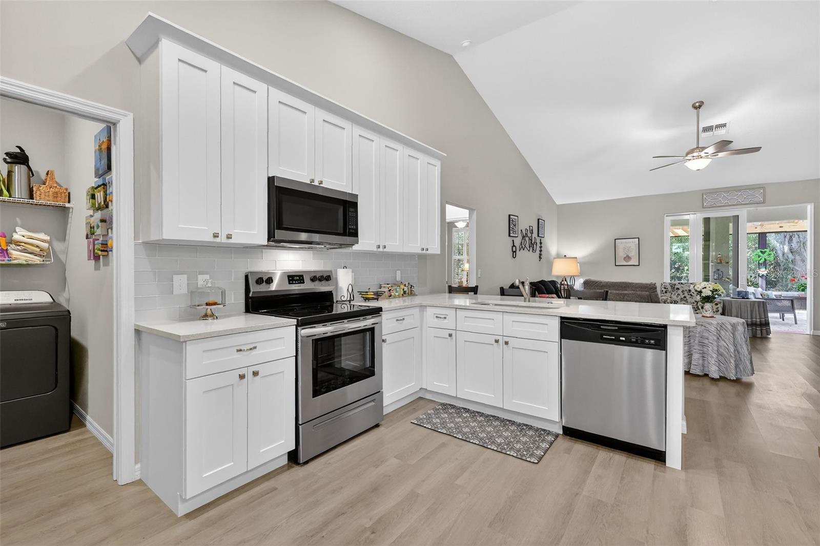 Image 16 of 49 For 1242 Palmetto Road