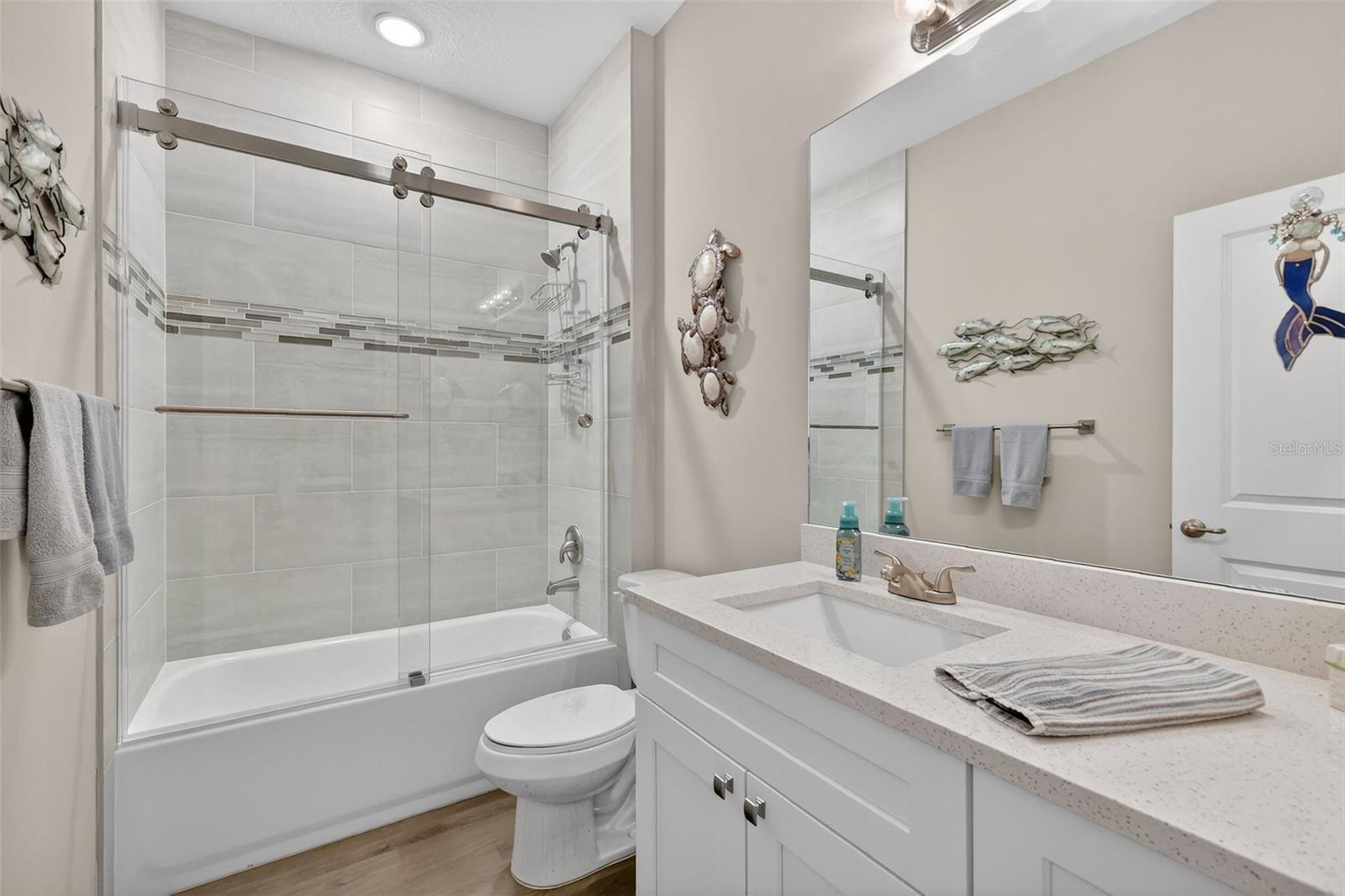 Image 19 of 49 For 1242 Palmetto Road