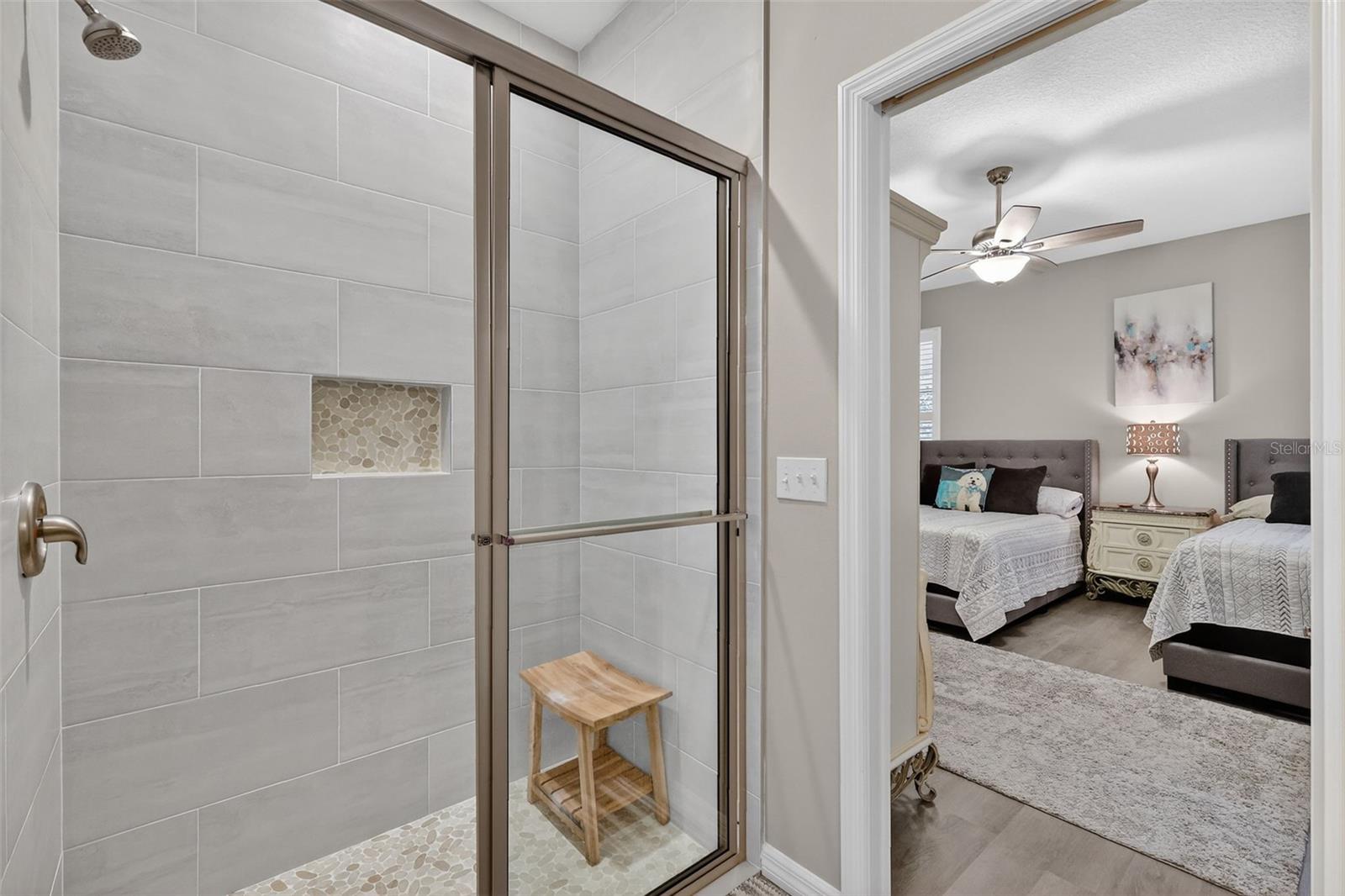 Image 26 of 49 For 1242 Palmetto Road