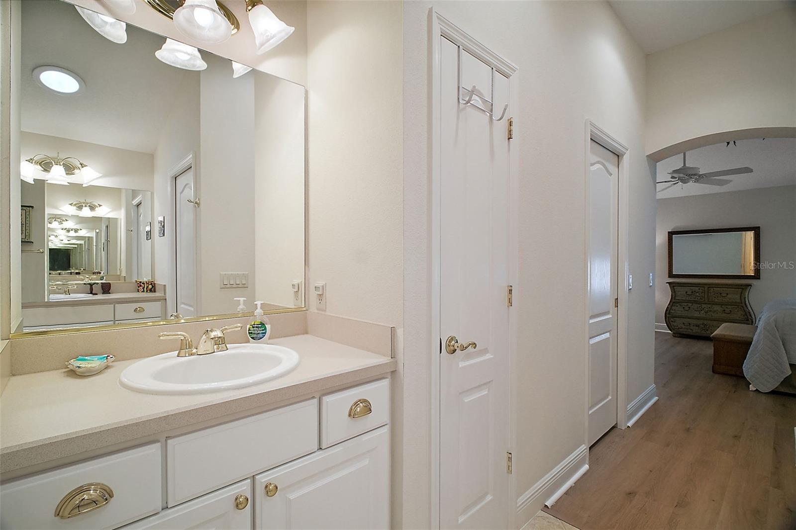 Image 14 of 40 For 1637 Mount Croghan Trail