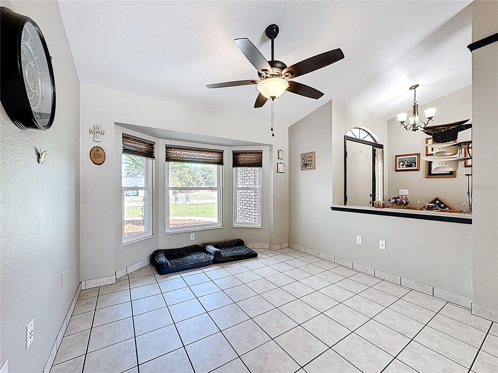 Image 12 of 64 For 35234 Queens Way