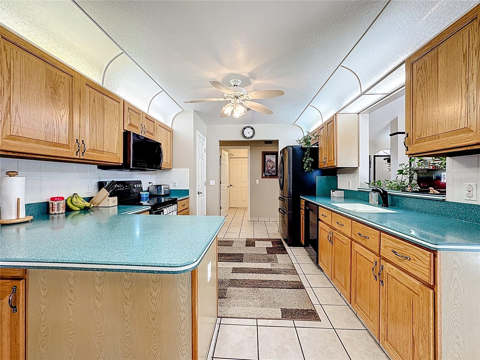 Image 21 of 64 For 35234 Queens Way