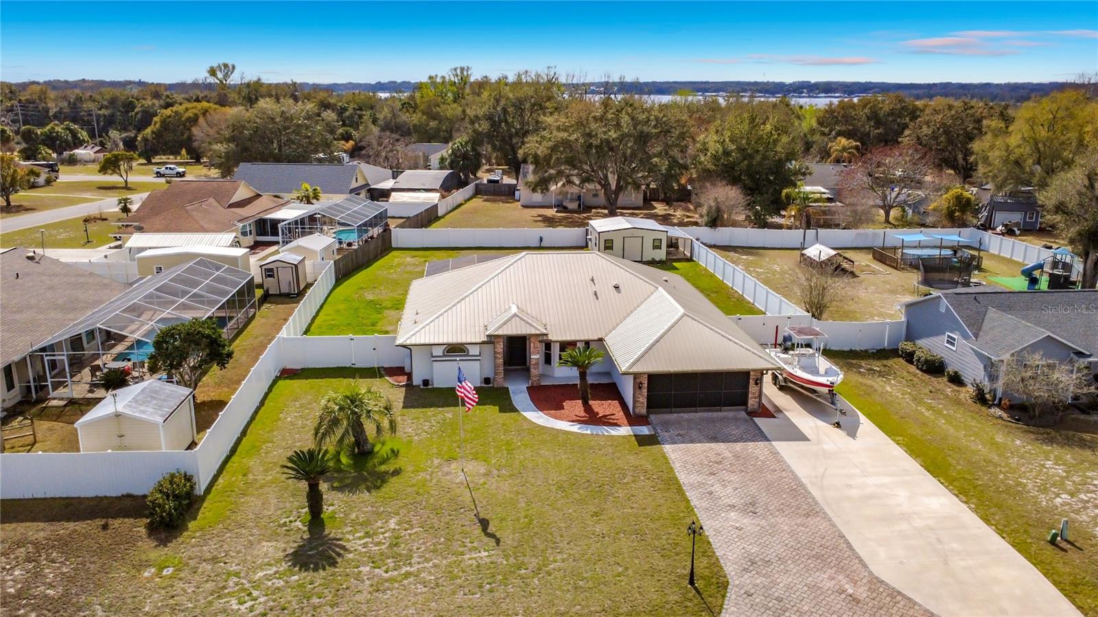 Image 6 of 64 For 35234 Queens Way