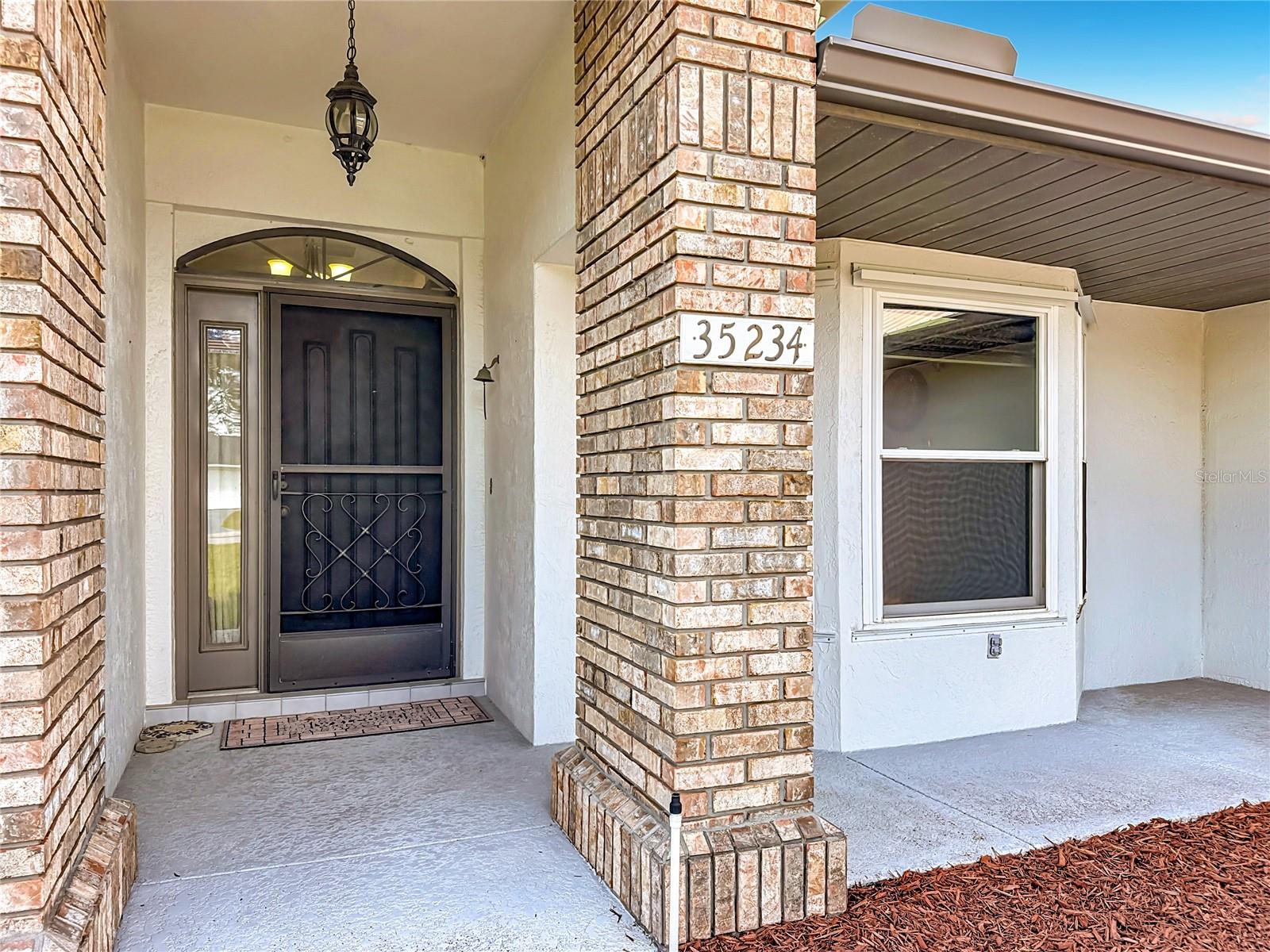 Image 7 of 64 For 35234 Queens Way