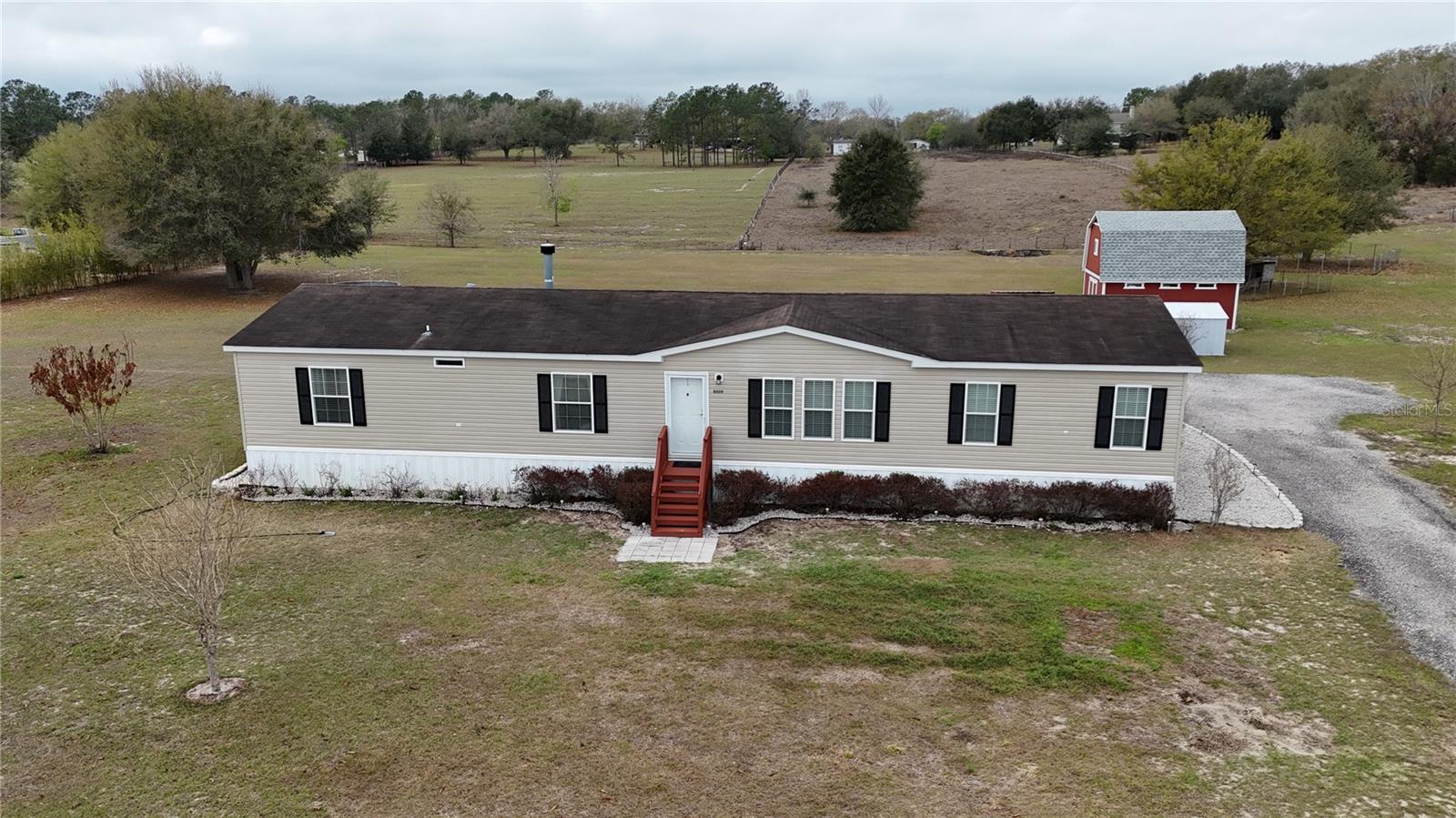 Details for 8009 Sergeant Pepper Dr, HOWEY IN THE HILLS, FL 34737