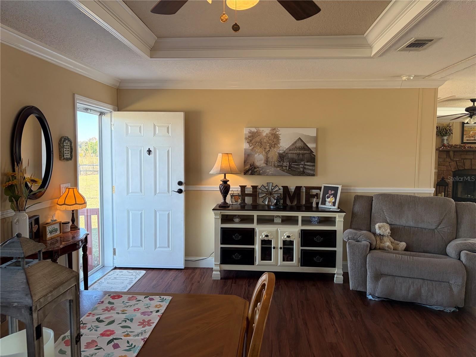 Image 16 of 59 For 8009 Sergeant Pepper Dr