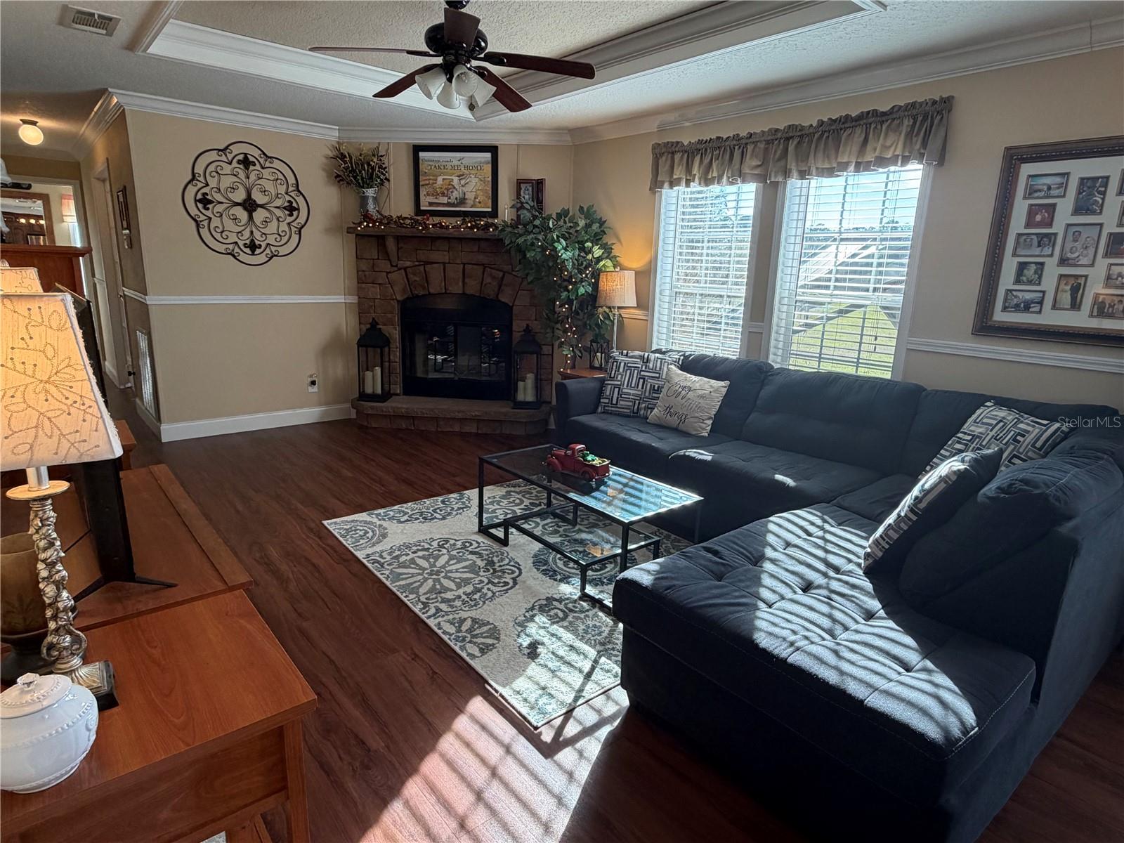 Image 17 of 59 For 8009 Sergeant Pepper Dr