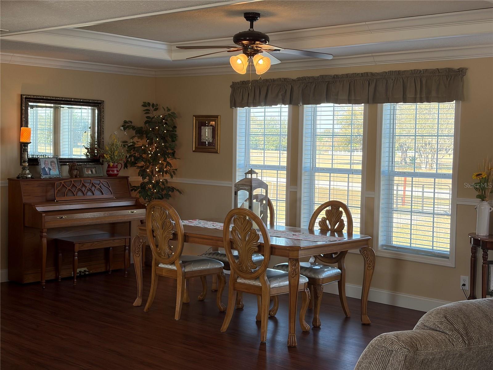 Image 18 of 59 For 8009 Sergeant Pepper Dr