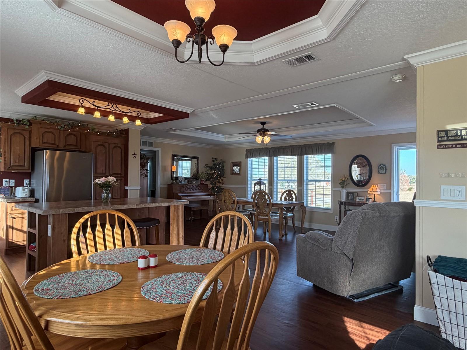 Image 20 of 59 For 8009 Sergeant Pepper Dr