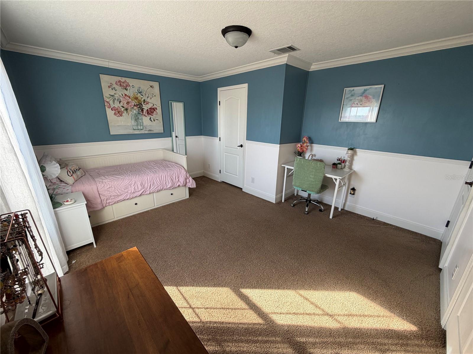 Image 36 of 59 For 8009 Sergeant Pepper Dr