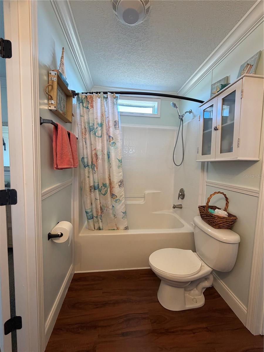 Image 39 of 59 For 8009 Sergeant Pepper Dr