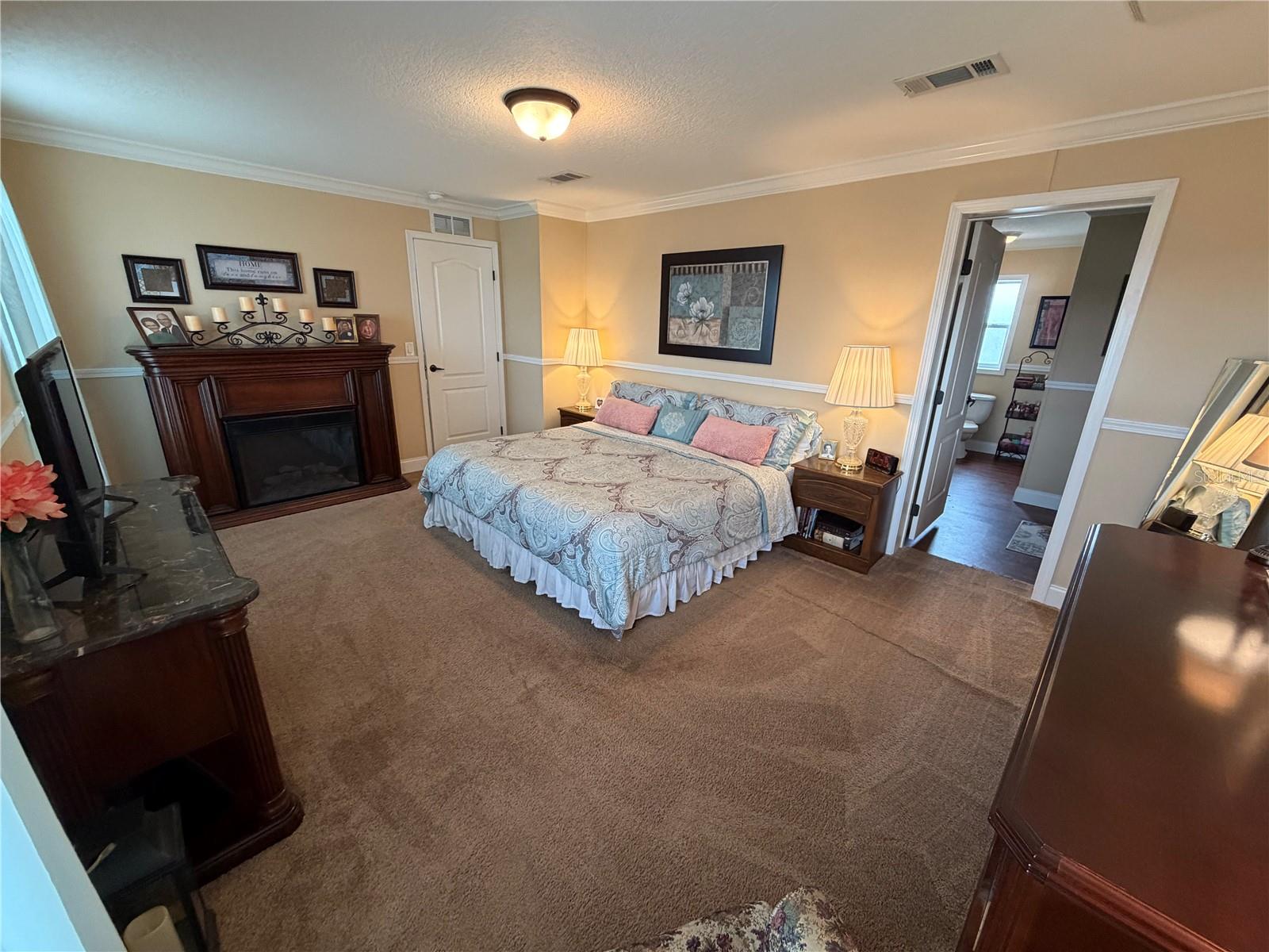 Image 45 of 59 For 8009 Sergeant Pepper Dr