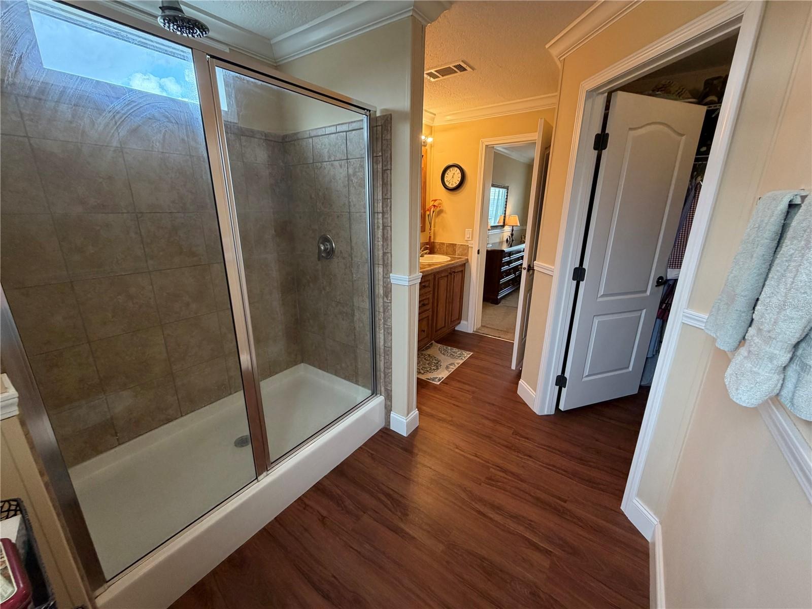 Image 50 of 59 For 8009 Sergeant Pepper Dr