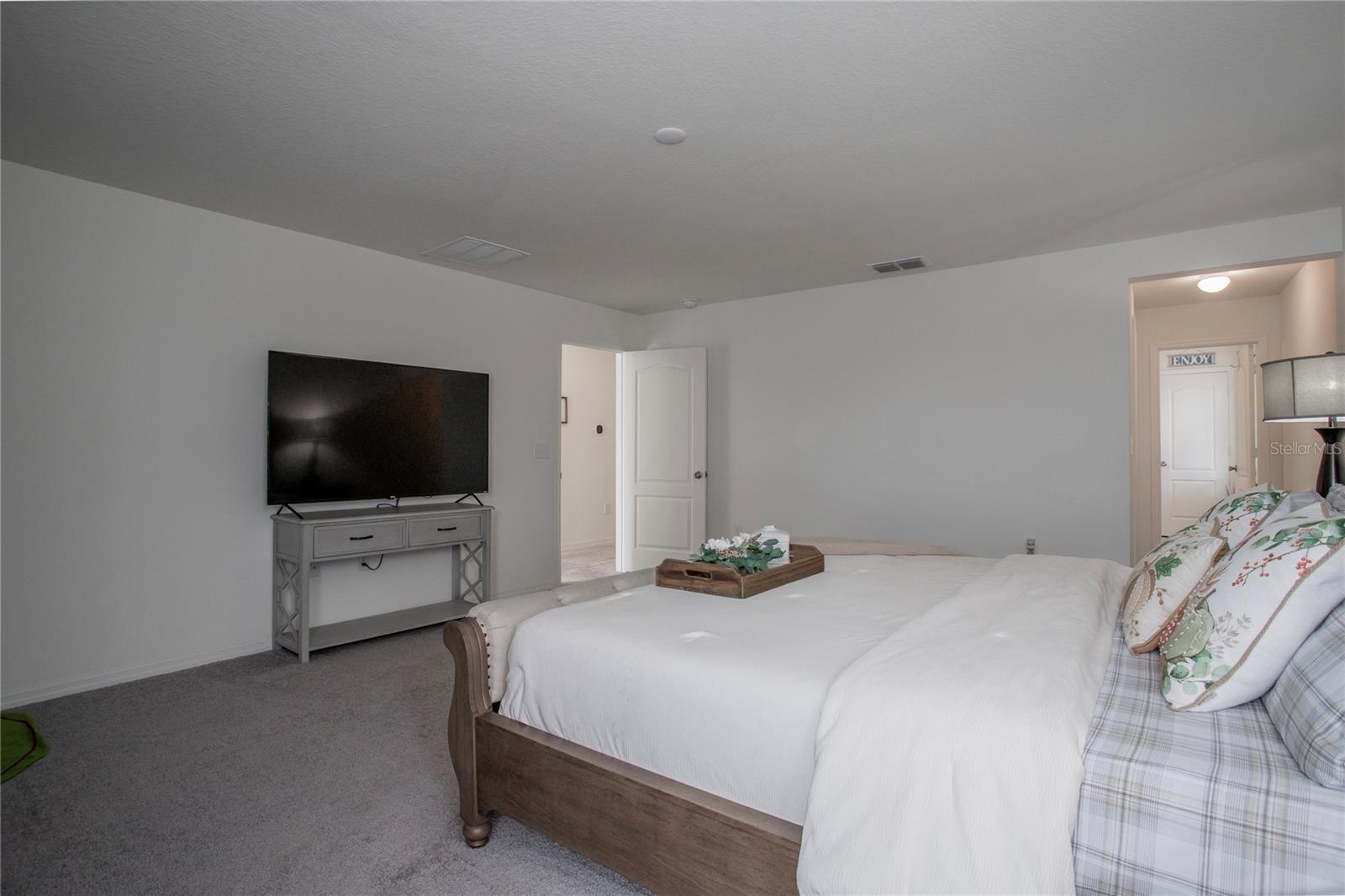 Image 21 of 53 For 605 Sarner Pass Way