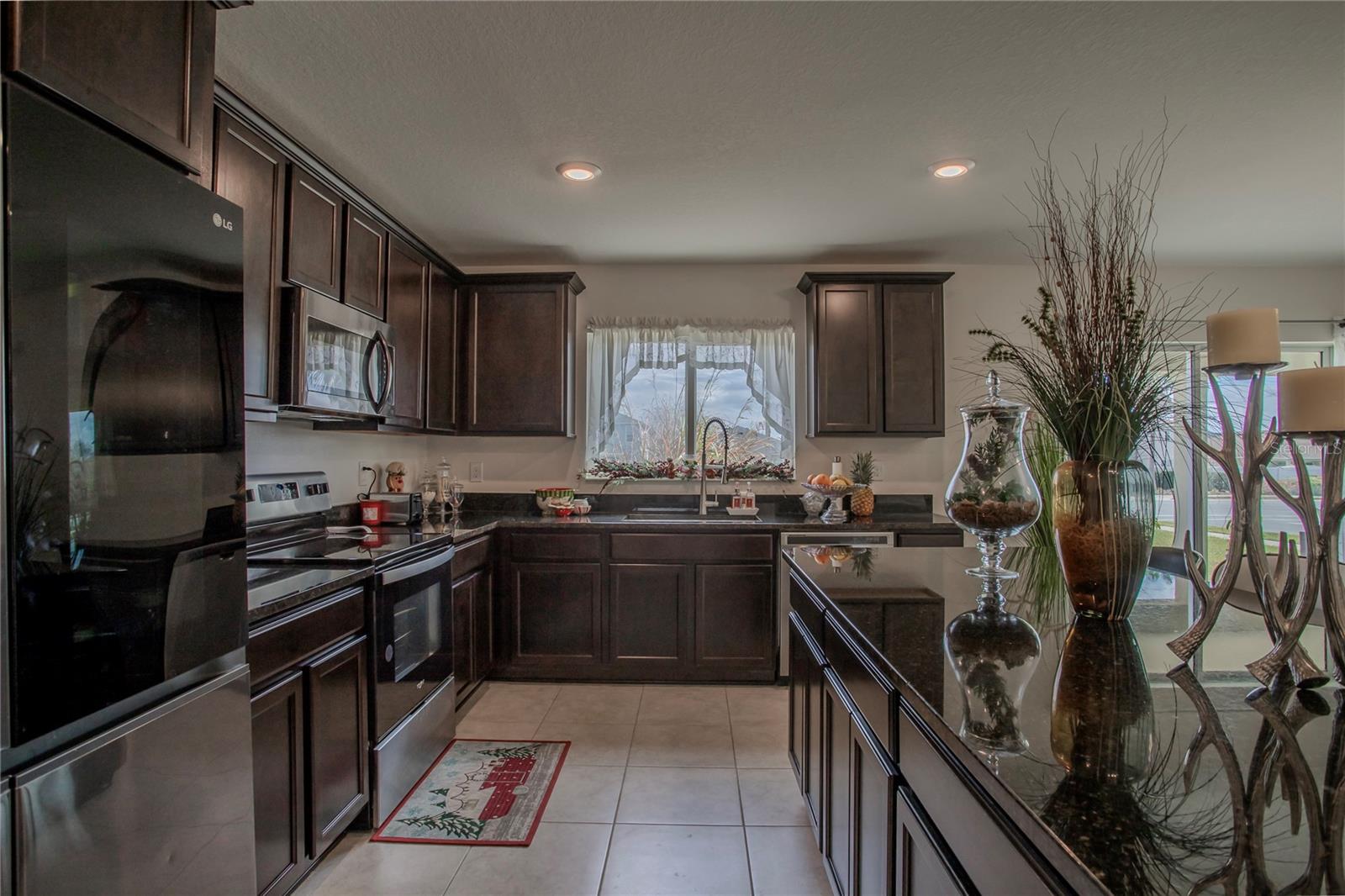 Image 8 of 53 For 605 Sarner Pass Way