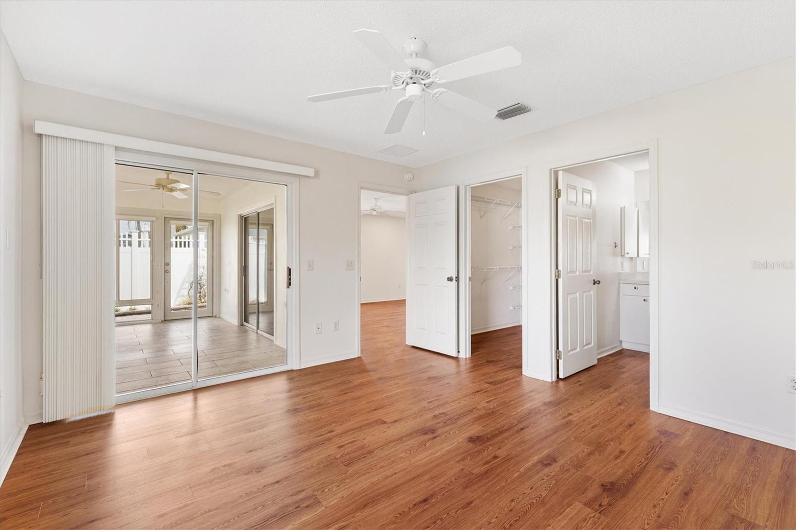 Image 14 of 31 For 16872 80th Ashgrove Terrace