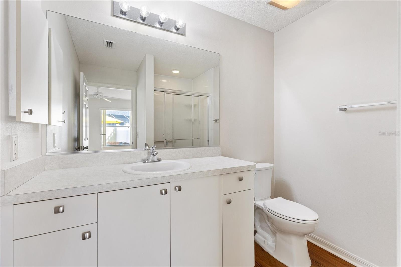 Image 15 of 31 For 16872 80th Ashgrove Terrace