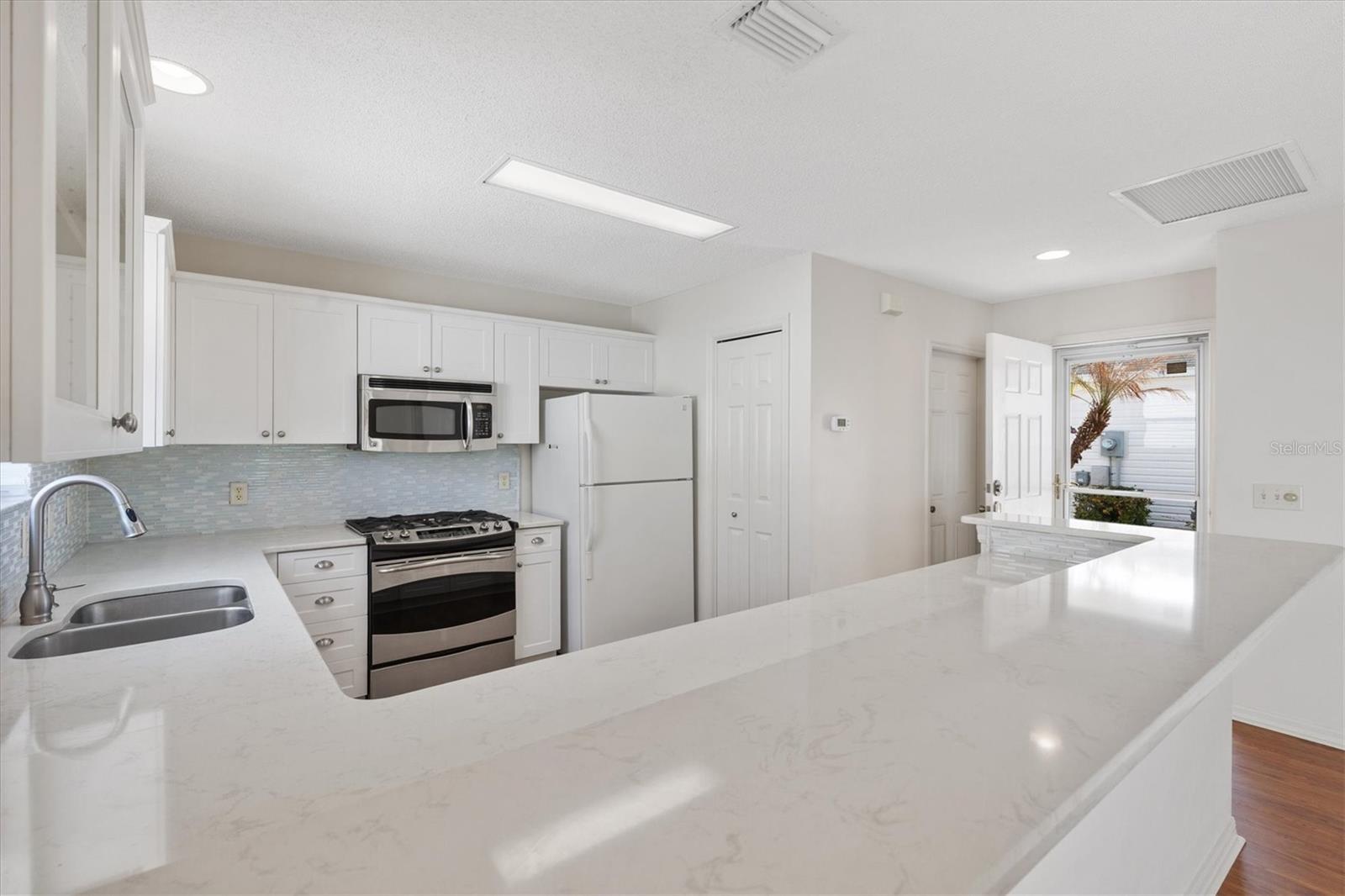 Image 4 of 31 For 16872 80th Ashgrove Terrace