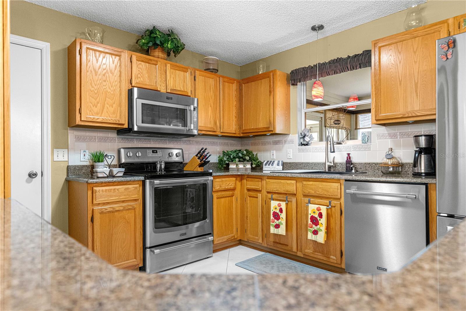 Image 11 of 48 For 674 Camino Del Rey Drive