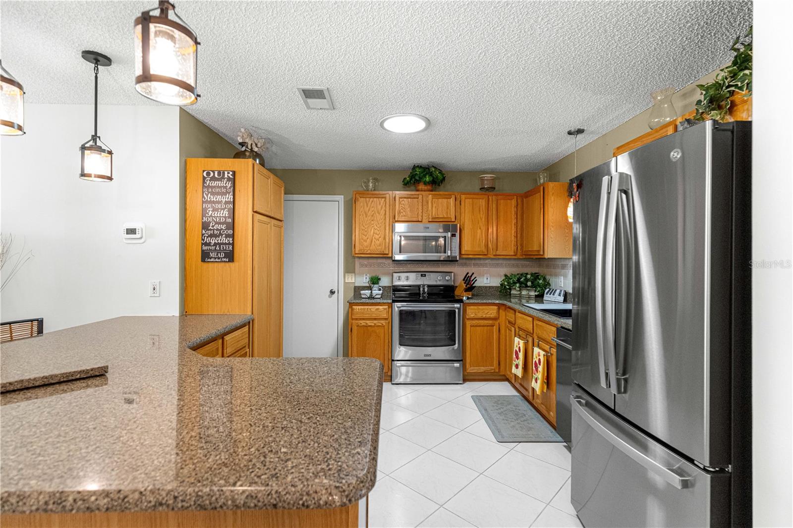 Image 12 of 48 For 674 Camino Del Rey Drive