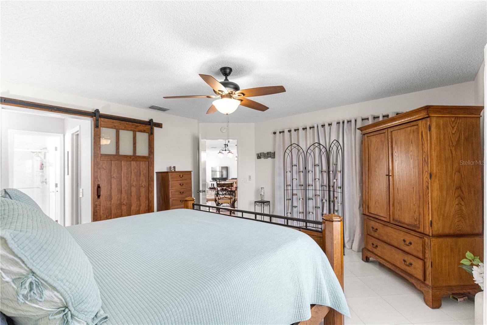 Image 24 of 48 For 674 Camino Del Rey Drive