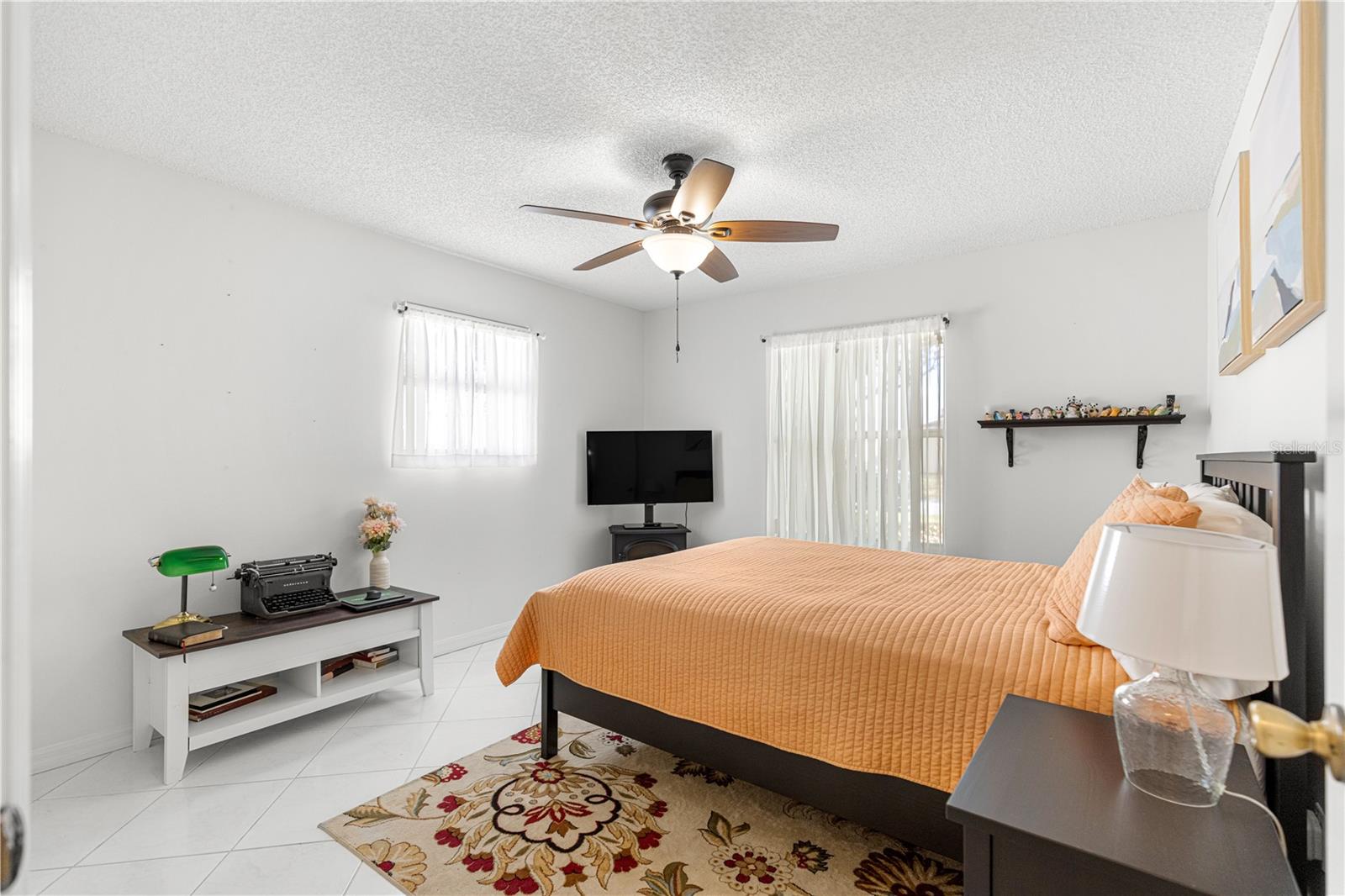 Image 31 of 48 For 674 Camino Del Rey Drive