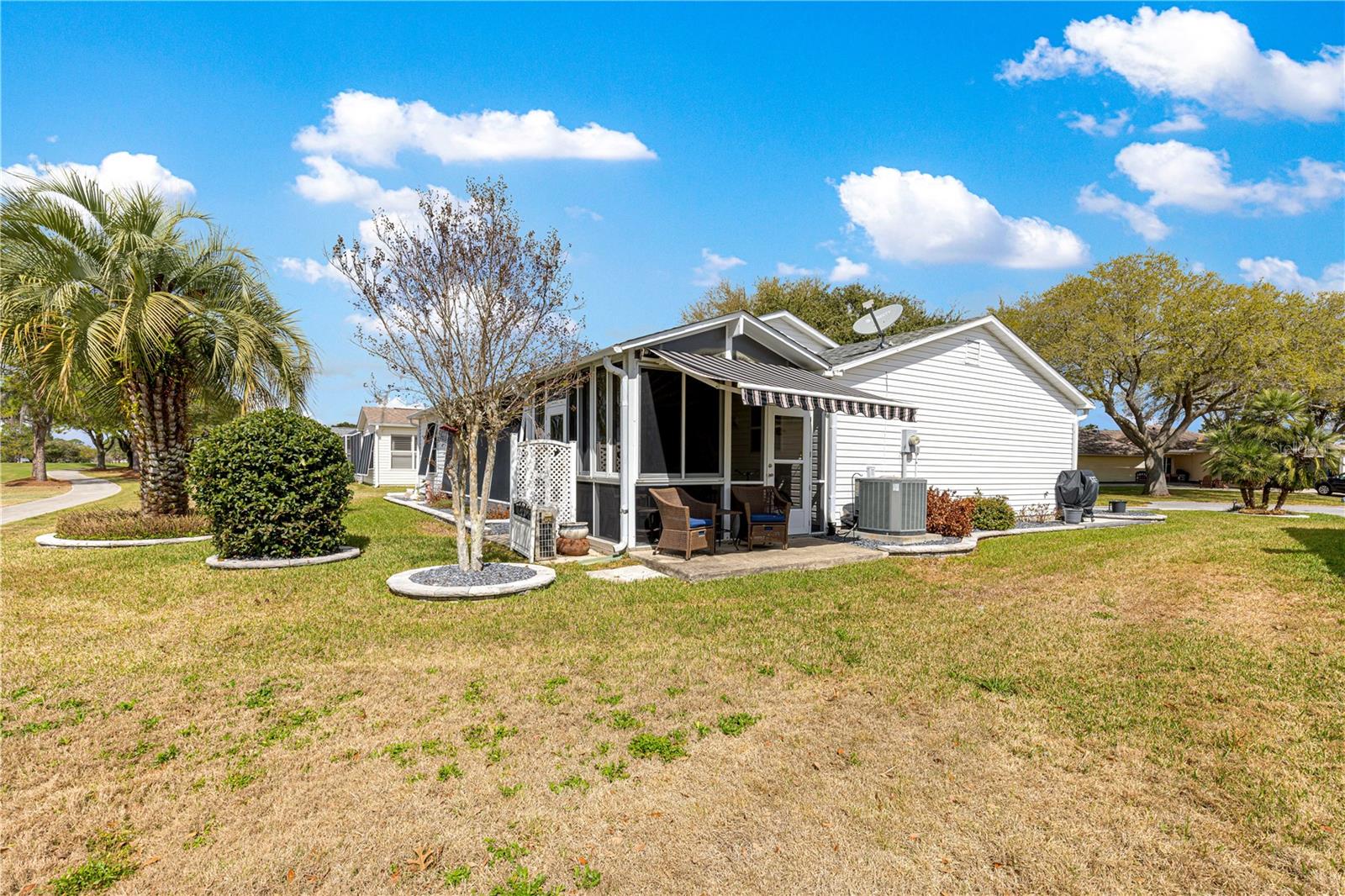 Image 37 of 48 For 674 Camino Del Rey Drive