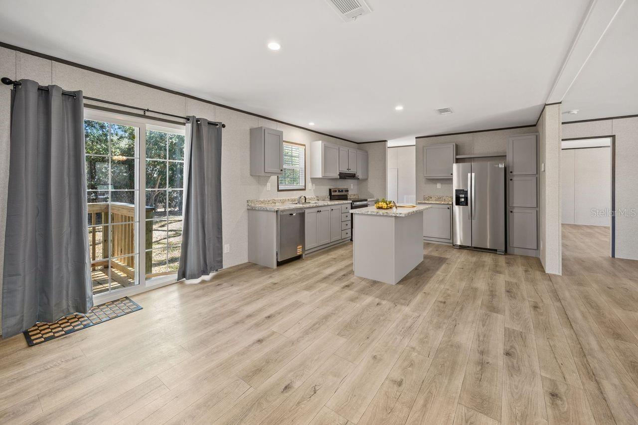 Image 5 of 16 For 11487 42nd Terrace