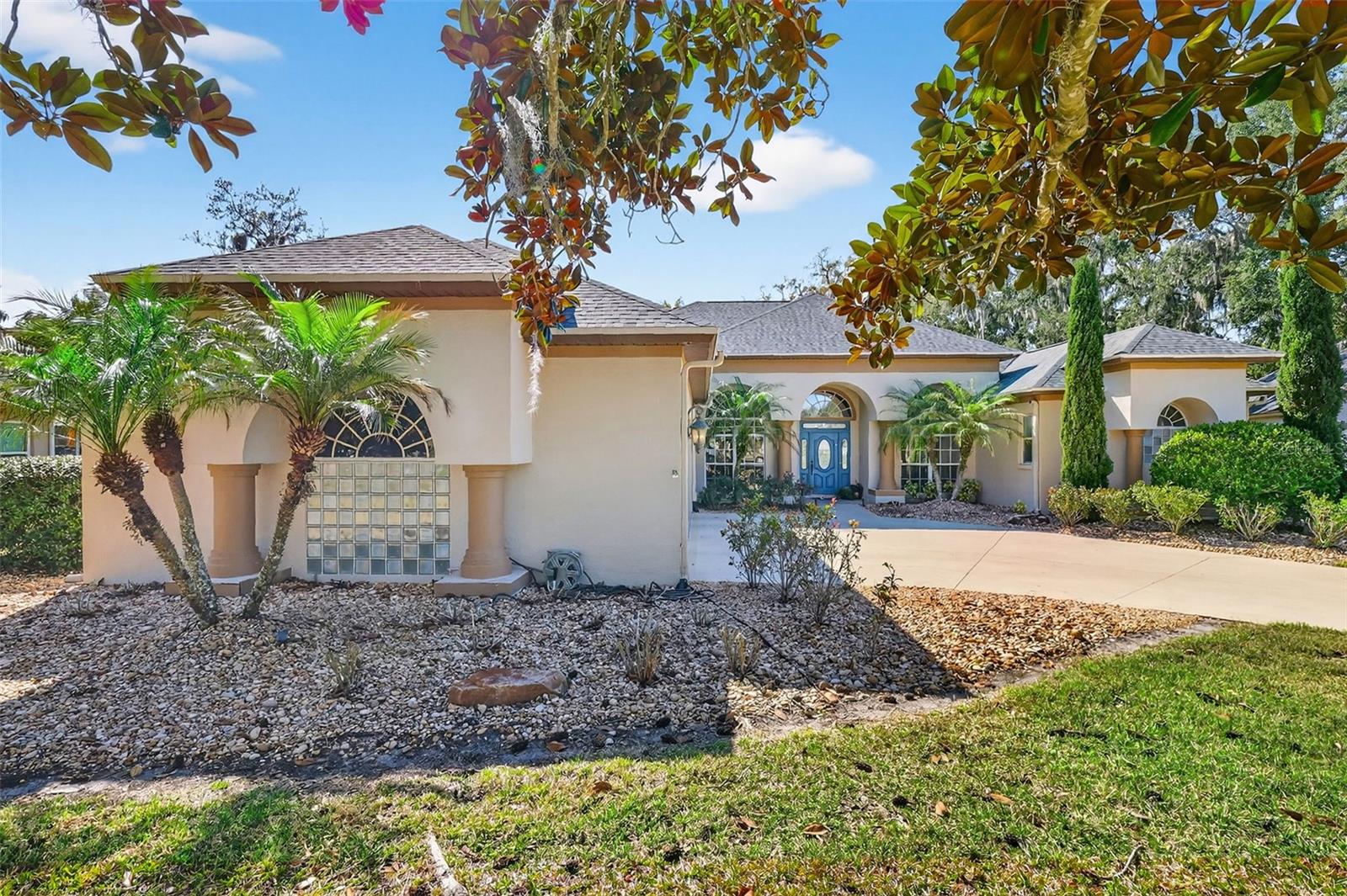 Image 11 of 61 For 19146 Park Place Boulevard