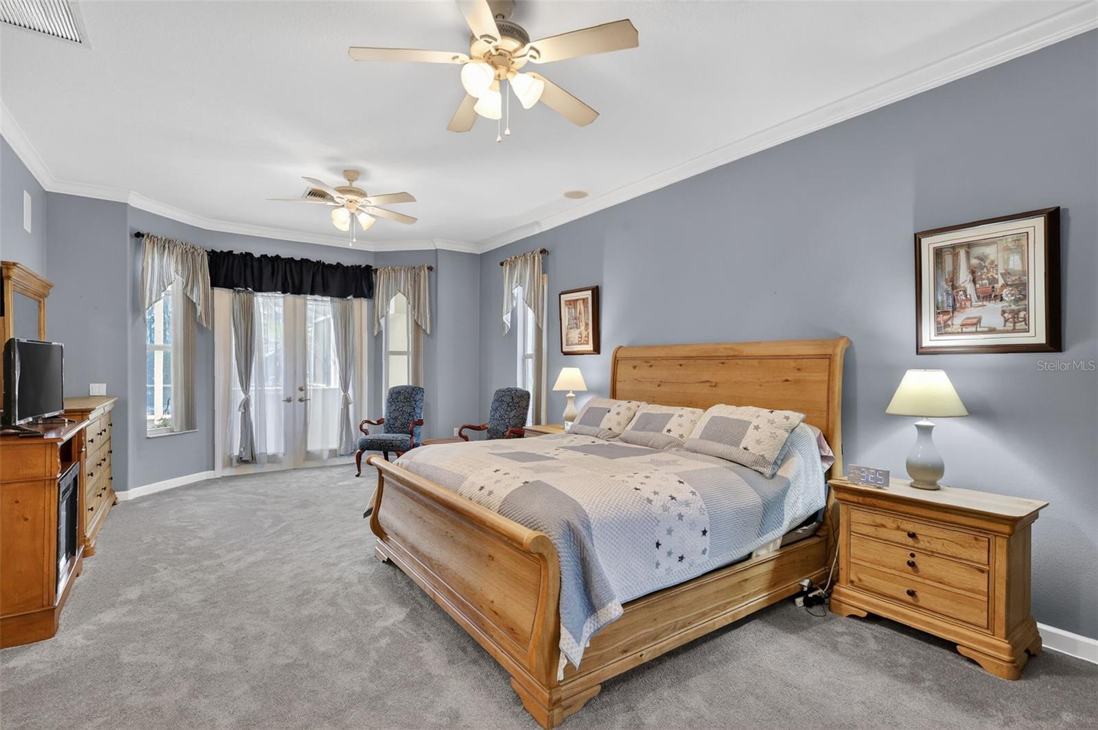 Image 21 of 61 For 19146 Park Place Boulevard