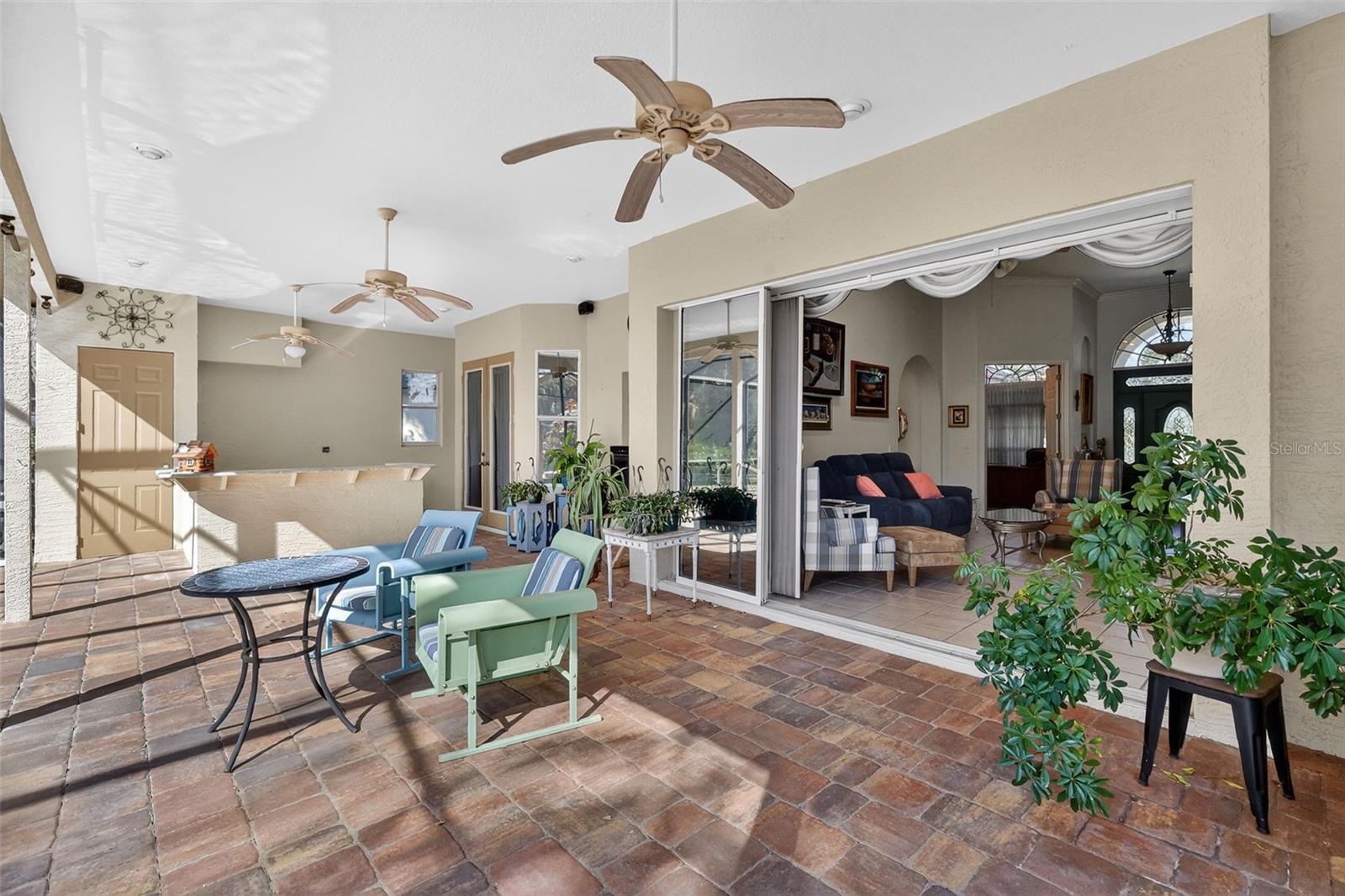 Image 9 of 61 For 19146 Park Place Boulevard