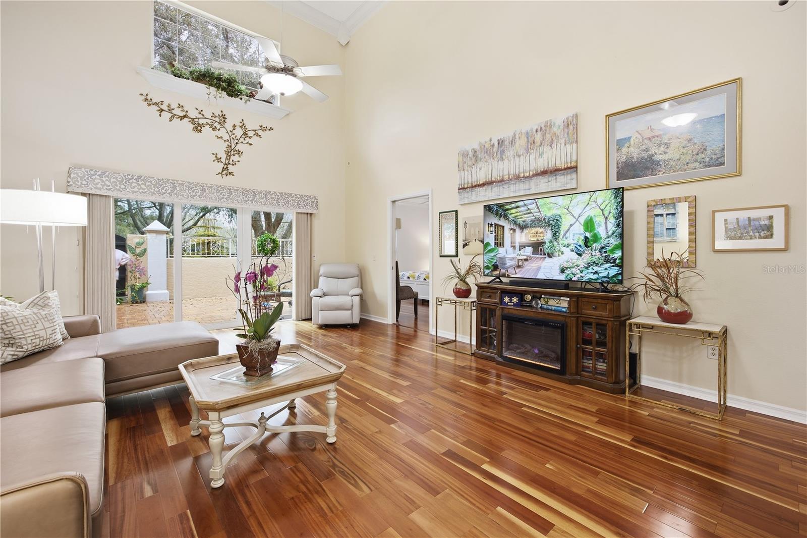 Image 16 of 48 For 1220 Avenida De Las Casas