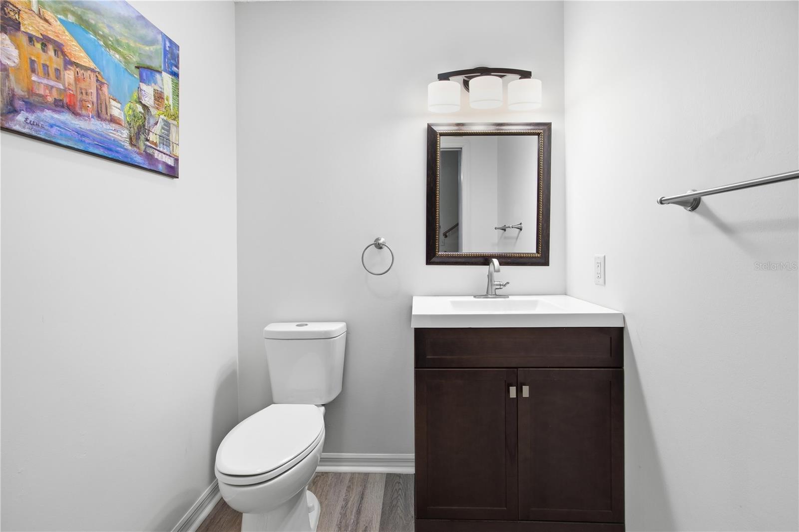 Image 25 of 48 For 1220 Avenida De Las Casas