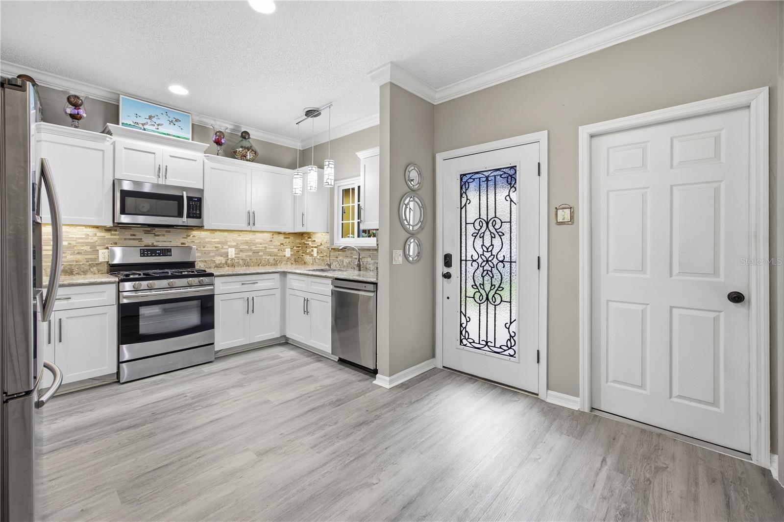 Image 9 of 48 For 1220 Avenida De Las Casas