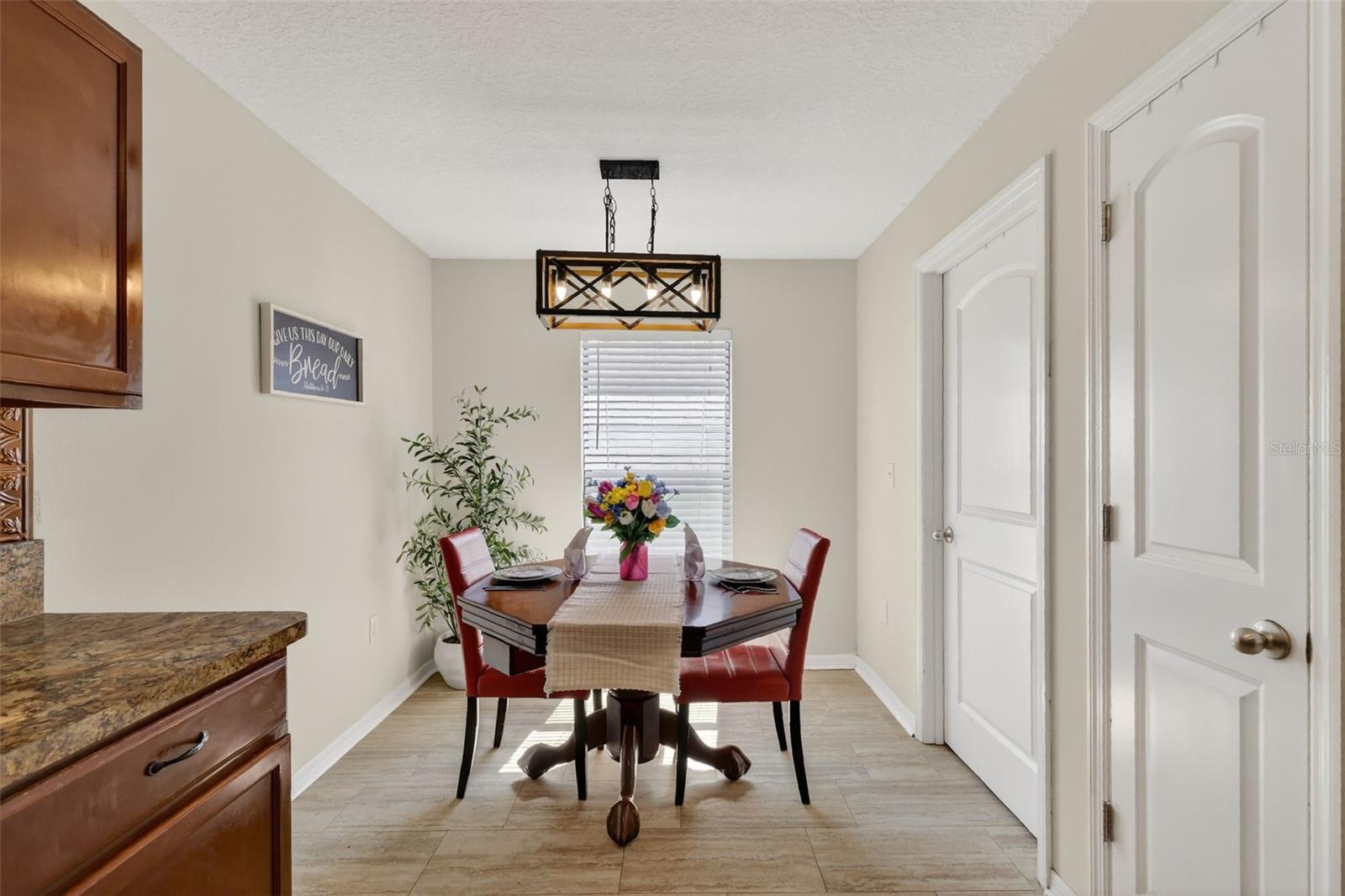 Image 15 of 31 For 2322 Bexley Drive