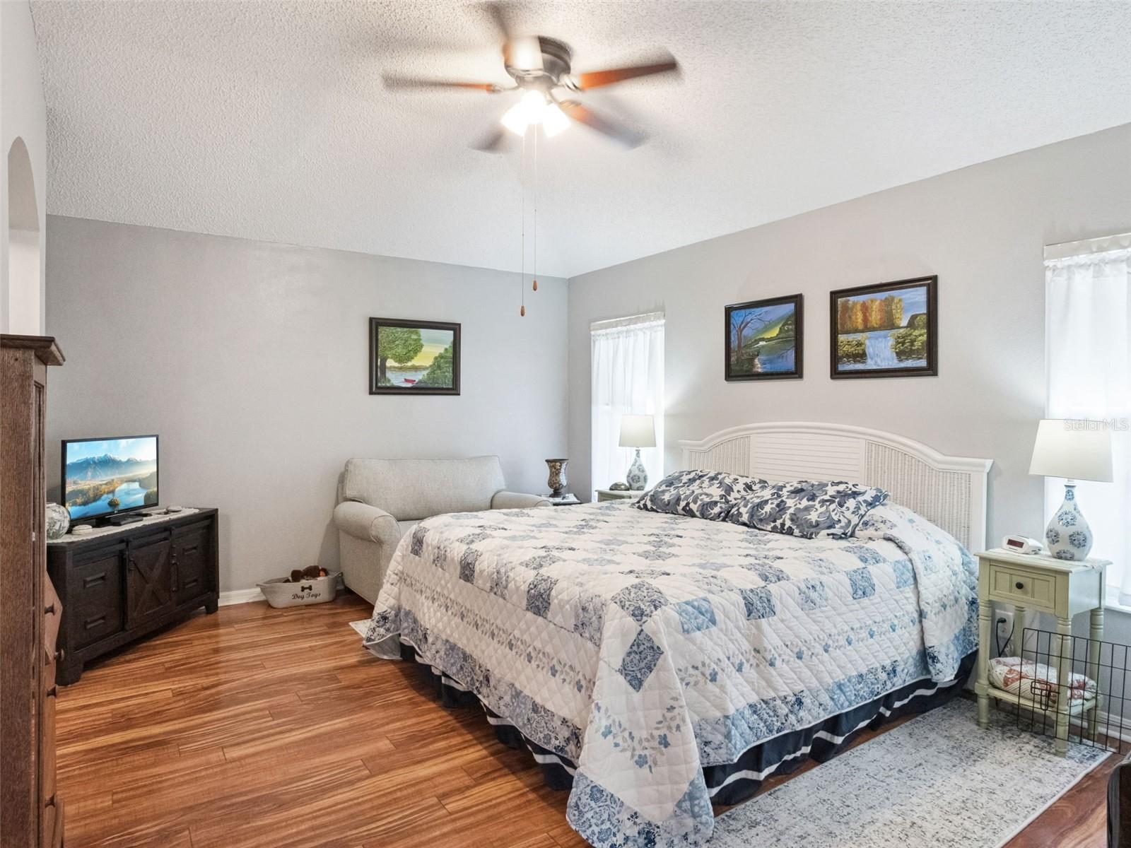 Image 12 of 63 For 4921 Glen Coe Street