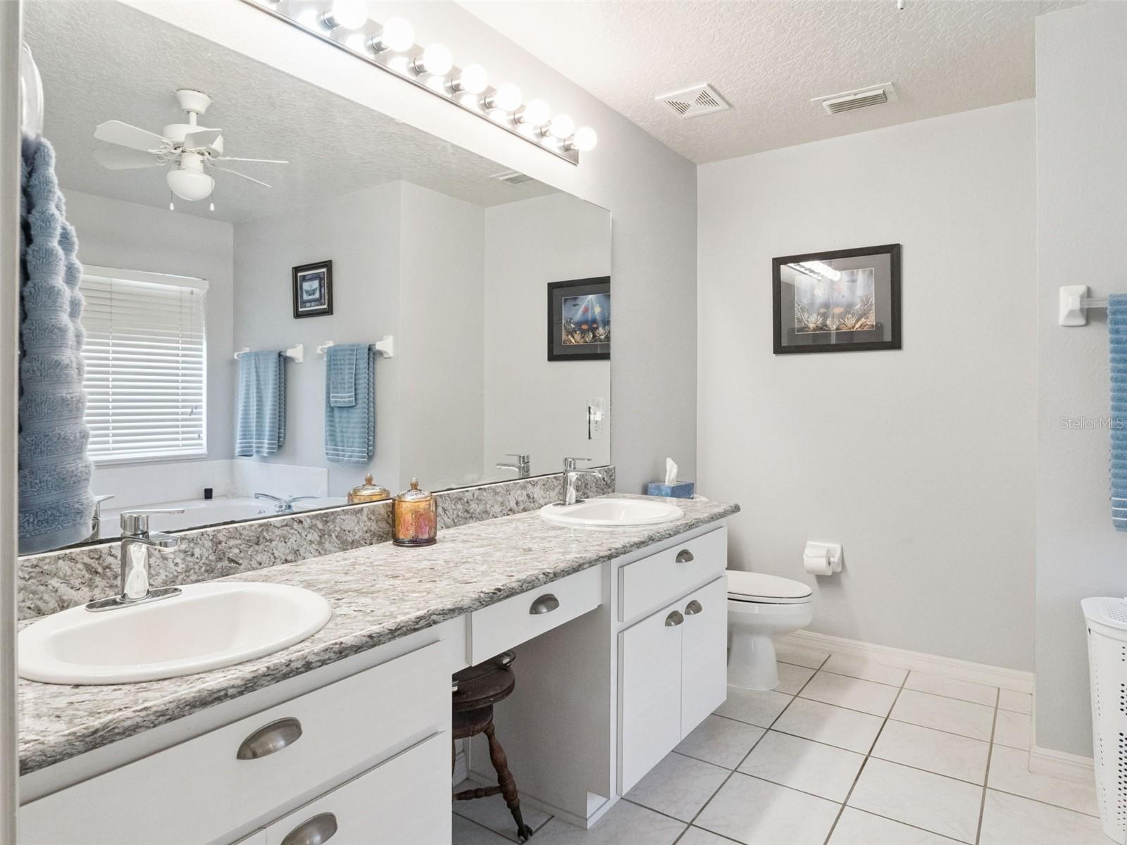 Image 15 of 63 For 4921 Glen Coe Street